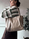 Schultertasche Taupe
