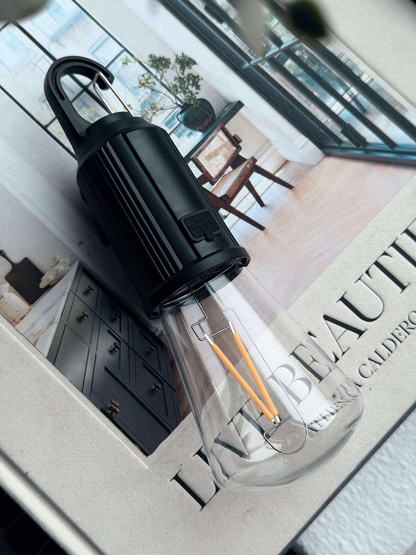 Wiederaufladbare Lampe