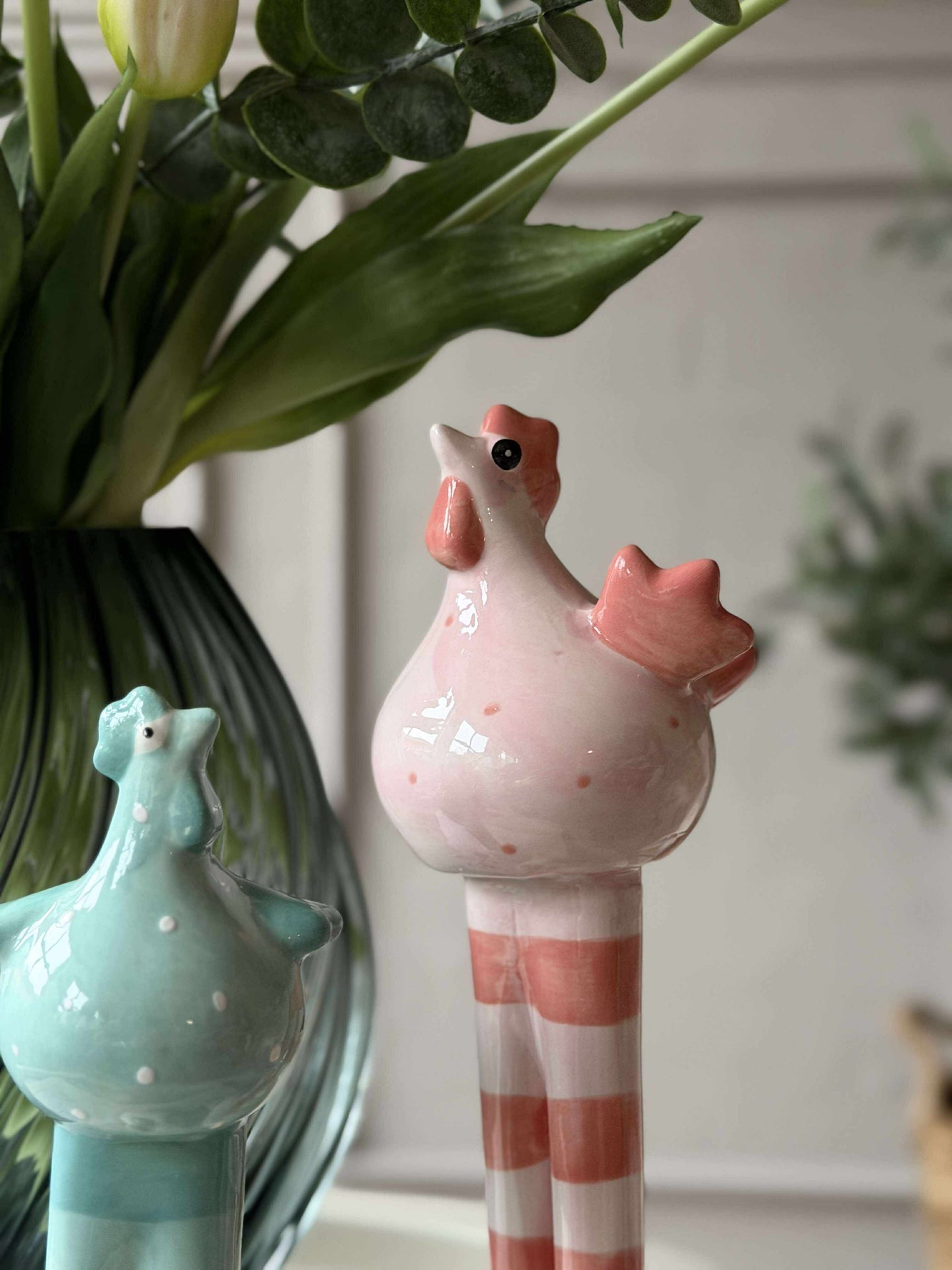 Huhn mit langen Beinen - Blau