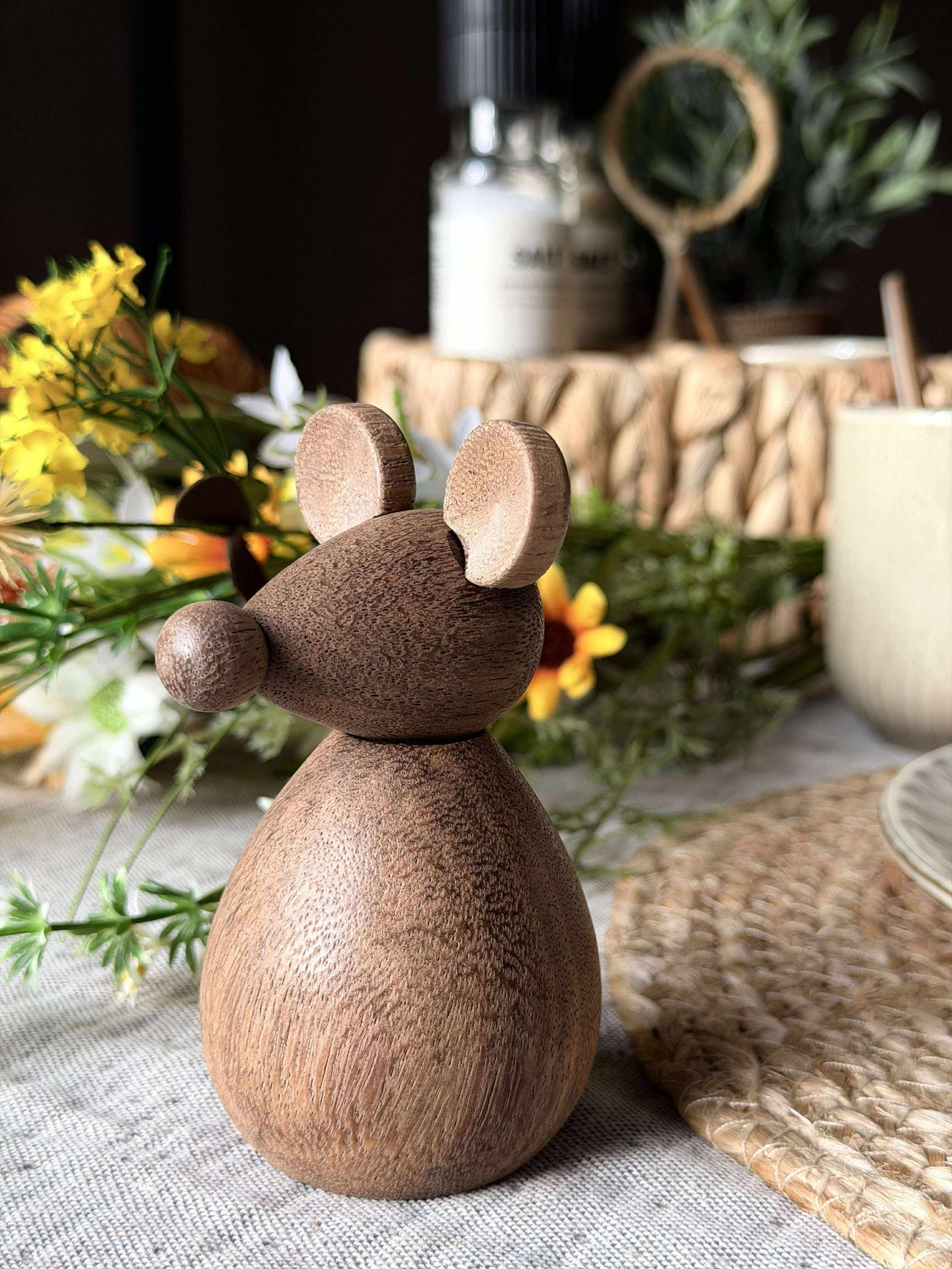 Sitzende Maus - Amber Braun