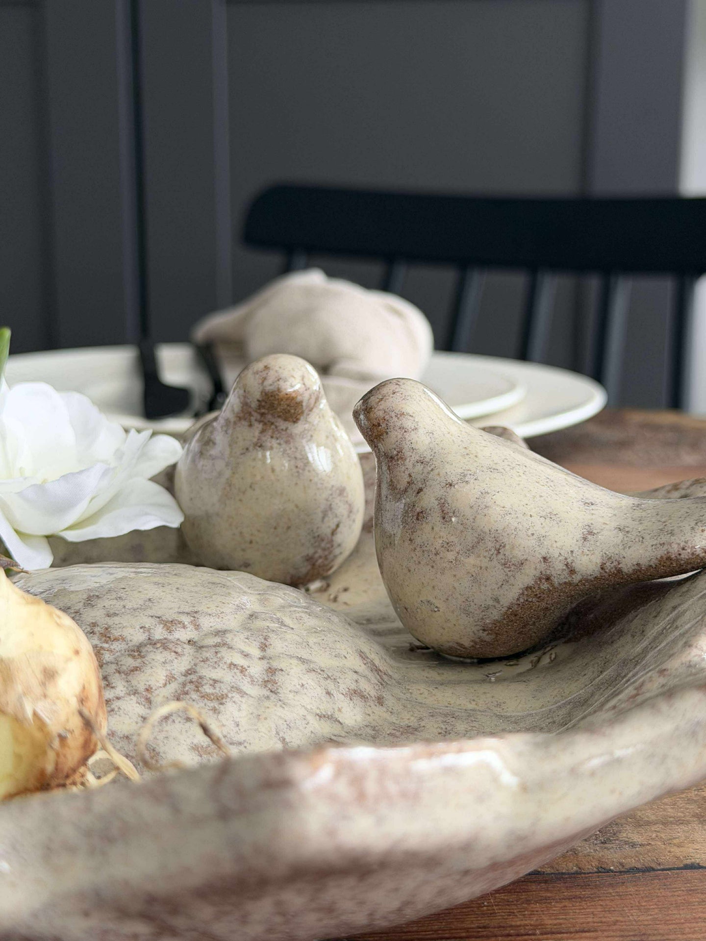Schale mit Vögeln – Beige