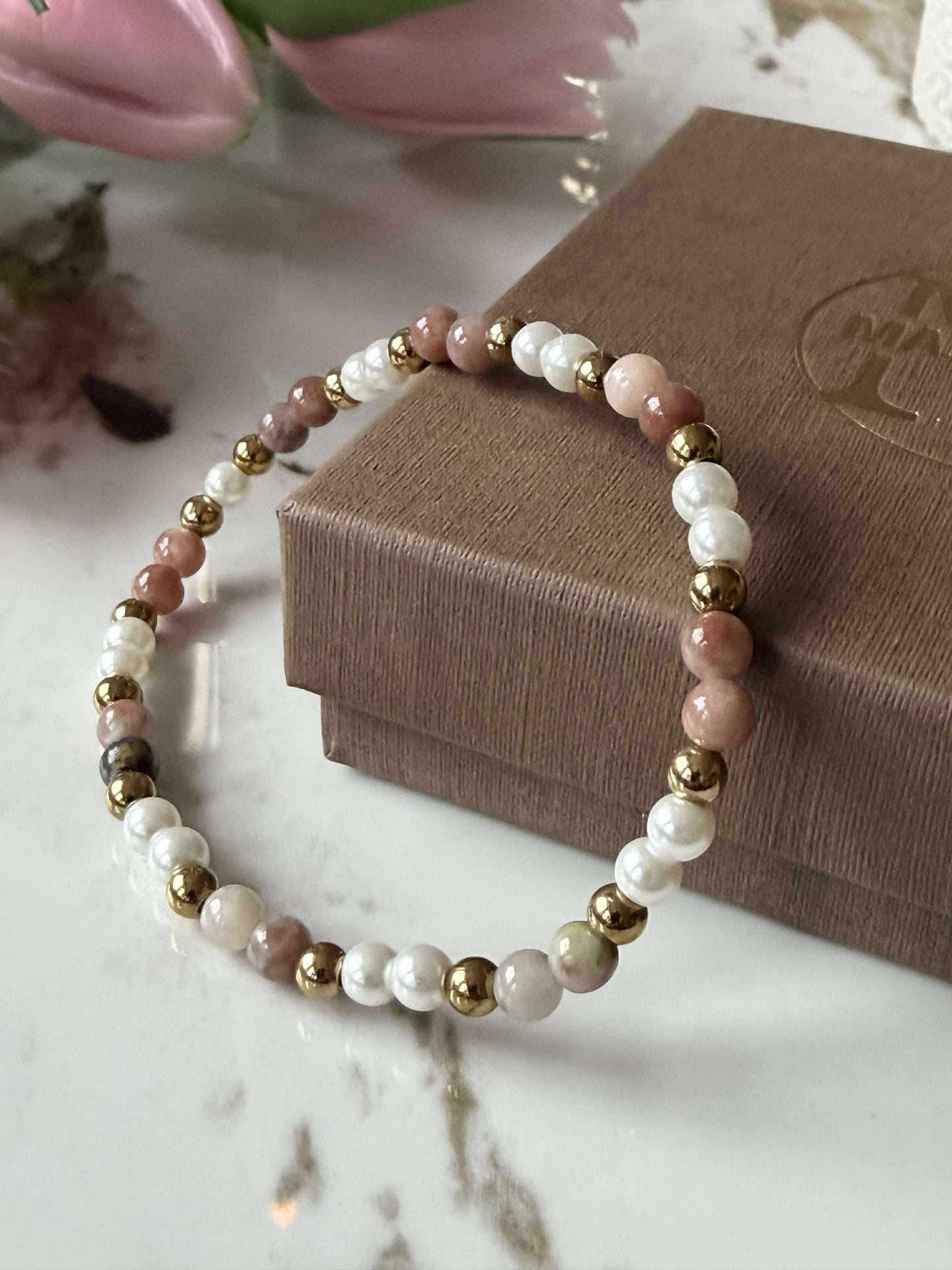 Armband Asta - Naturstein vergoldet