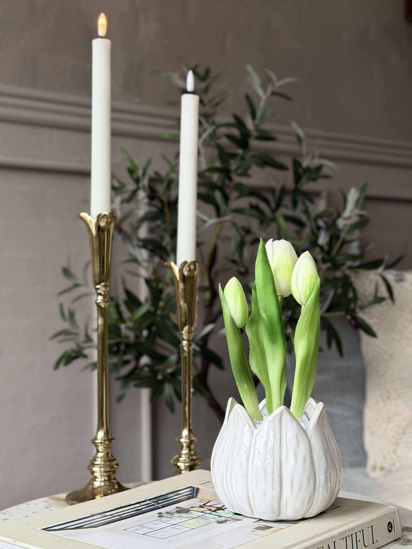 Tulpe im Topf - Weiß med 3 Blüten