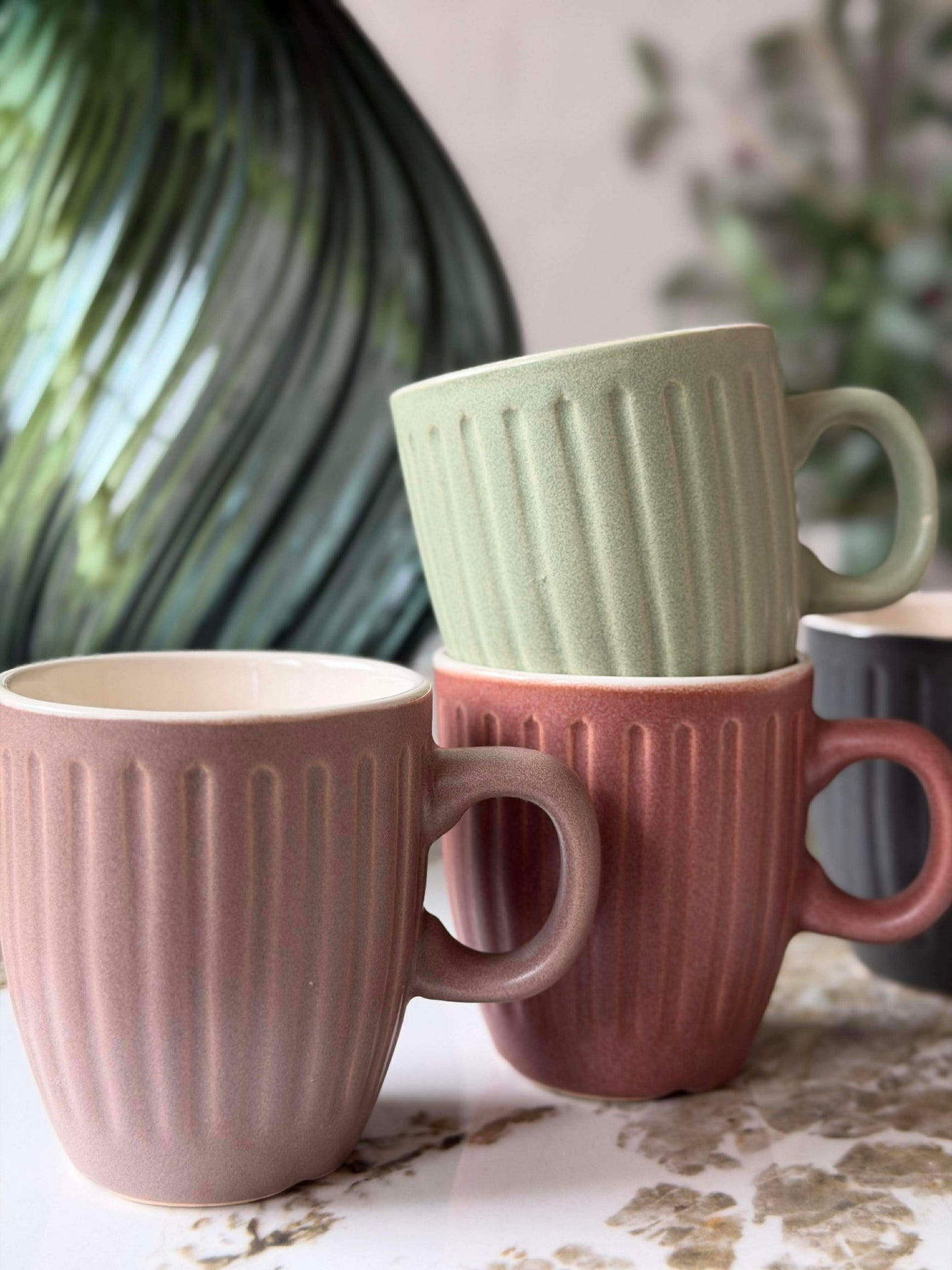 Becher in gemischten Farben - 4 Stk.