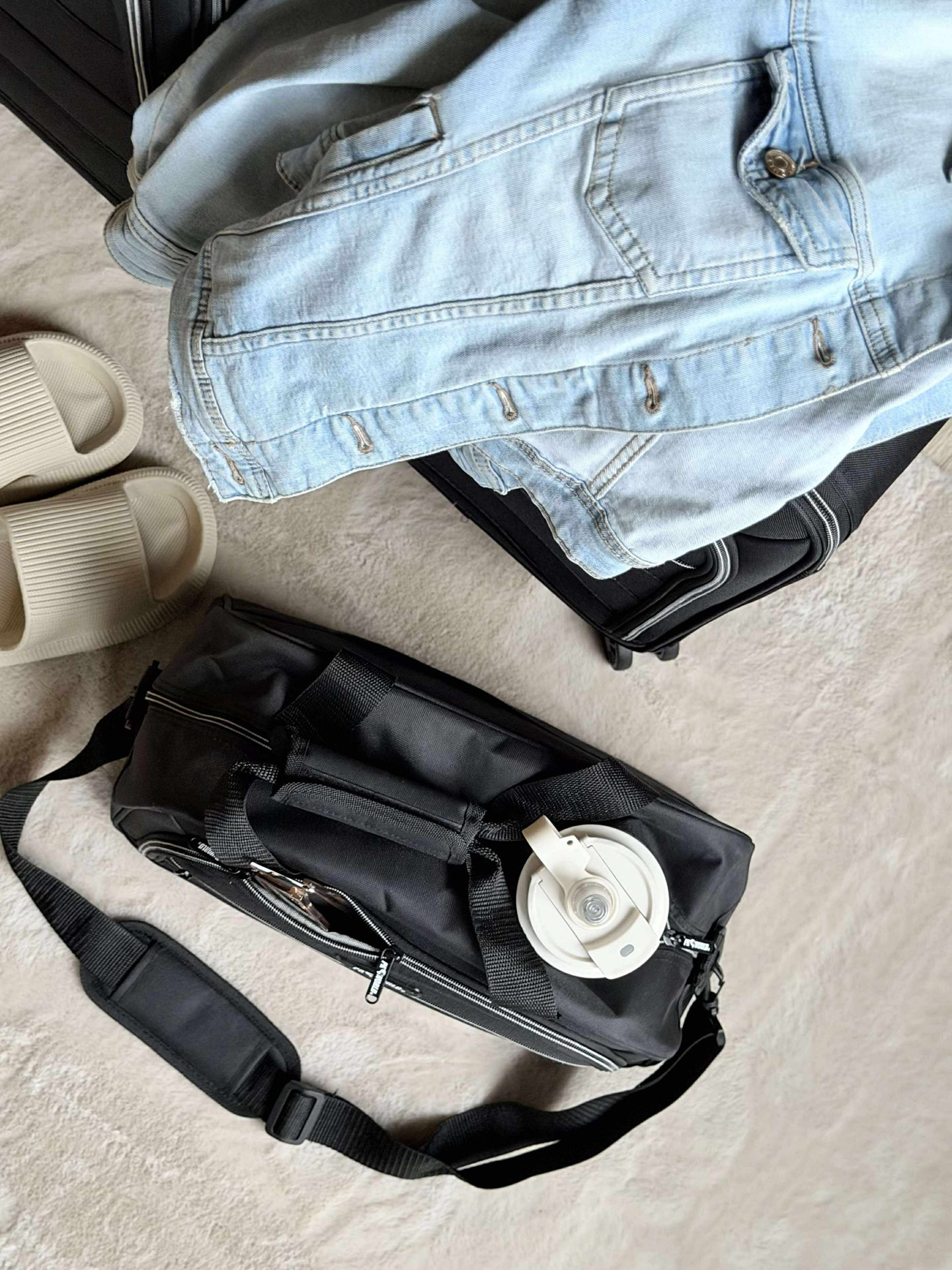 Koffer-Set mit 3 Koffern und Handgepäcktasche