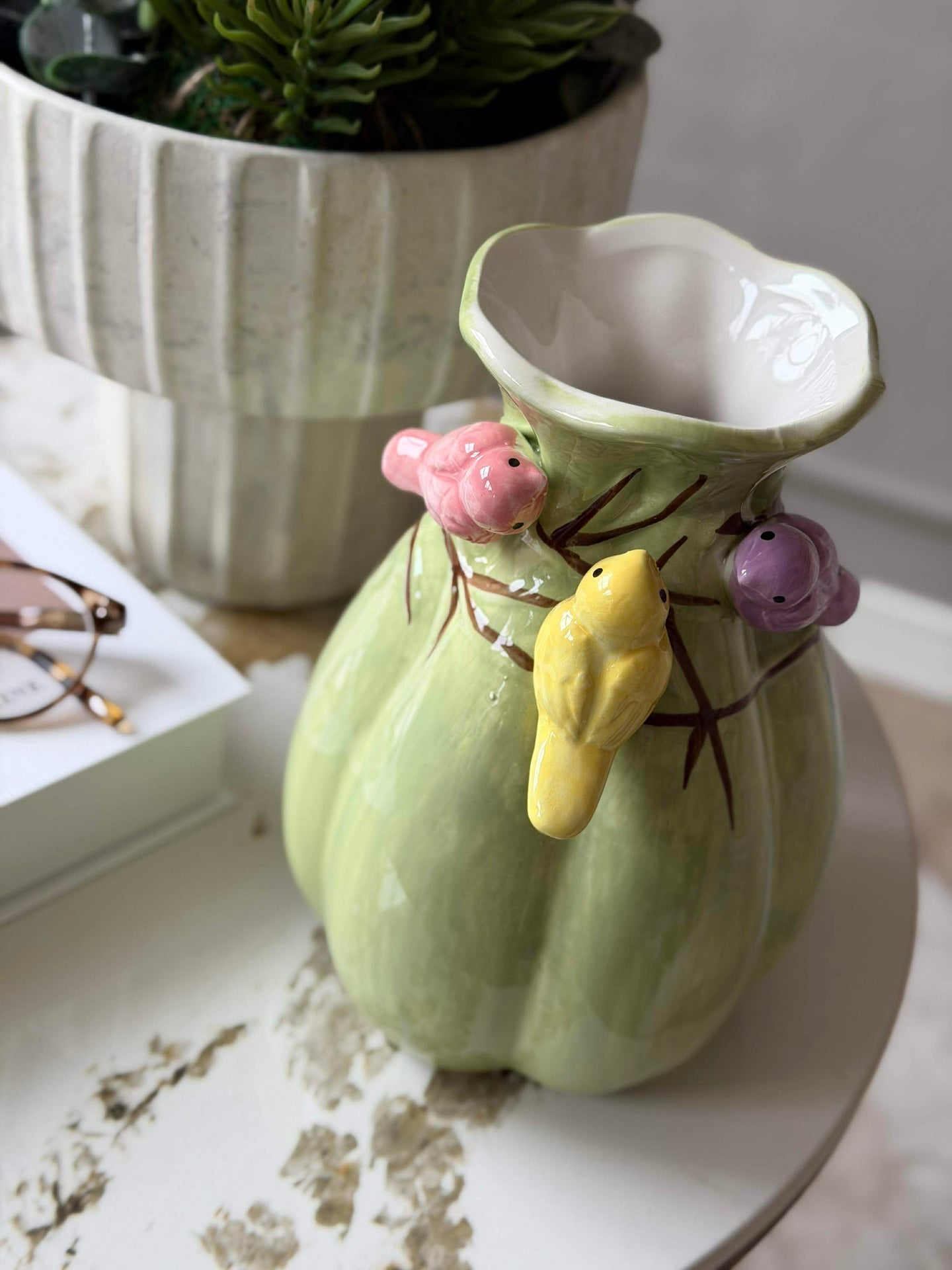 Vase mit Deko - Weiß oder Grün