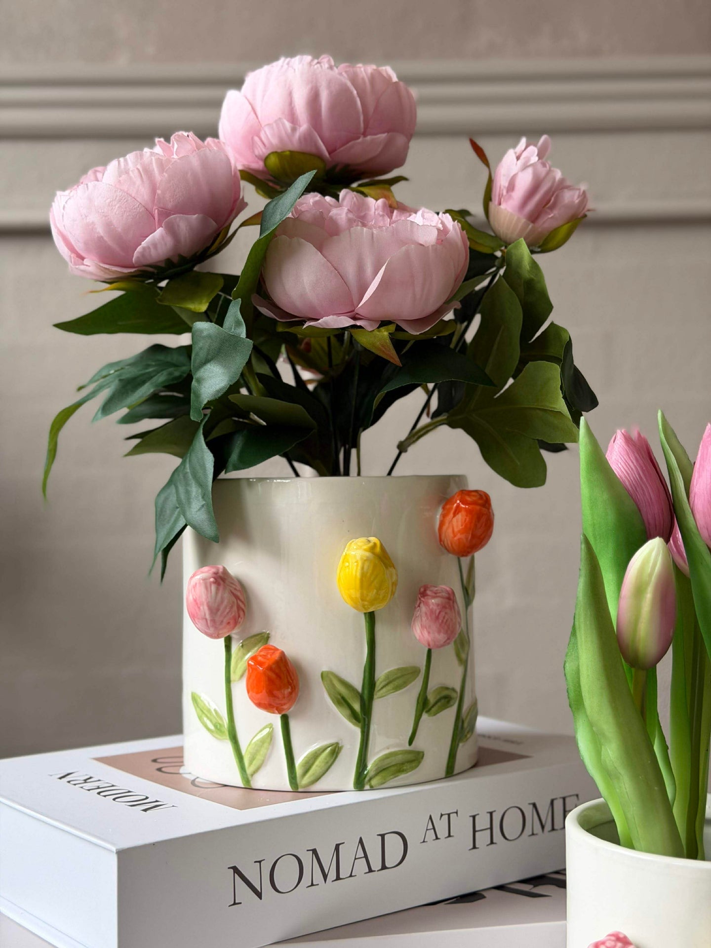 Übertopf mit Tulpen - mehrere Größen