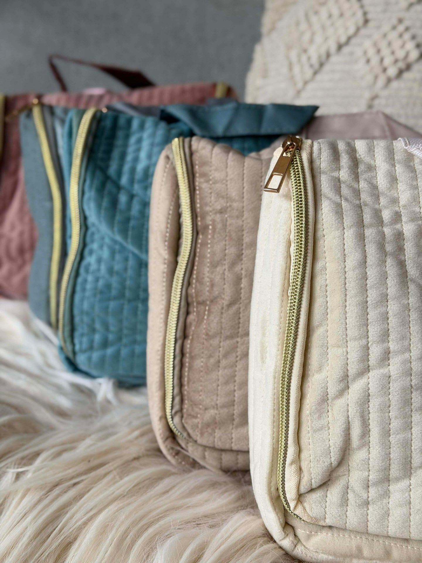Reisetasche GIA - Verschiedene Farben