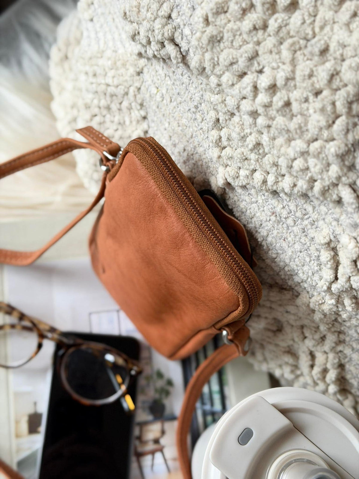 Handytasche Misse - Cognac / silber