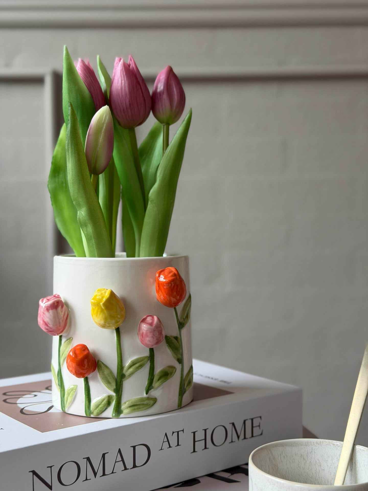 Übertopf mit Tulpen - mehrere Größen
