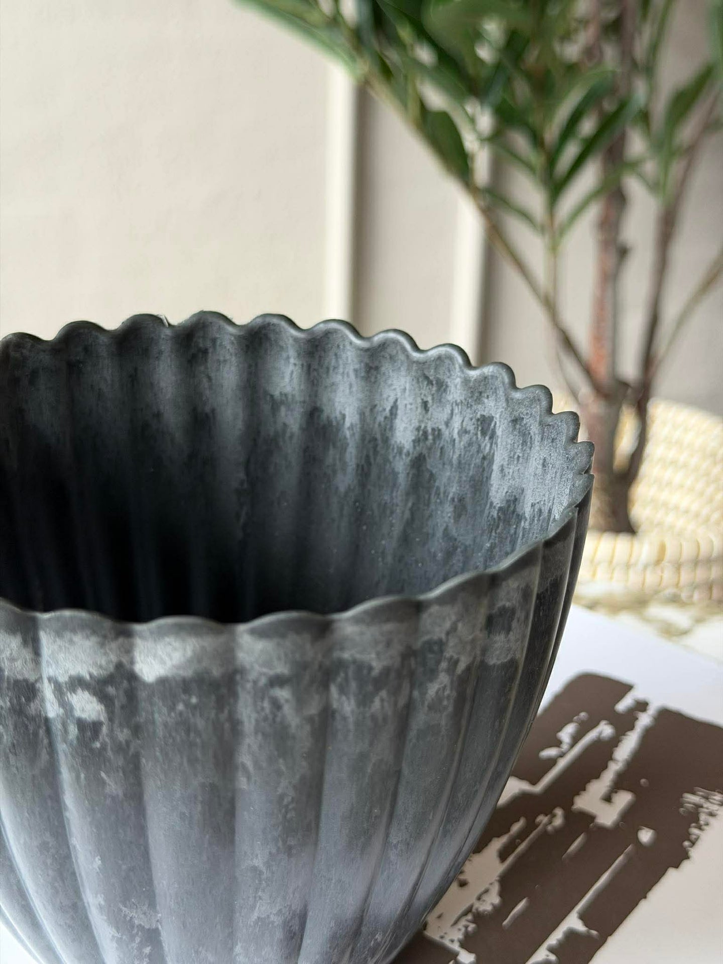 Topf im Beton-Look - Klein Grau