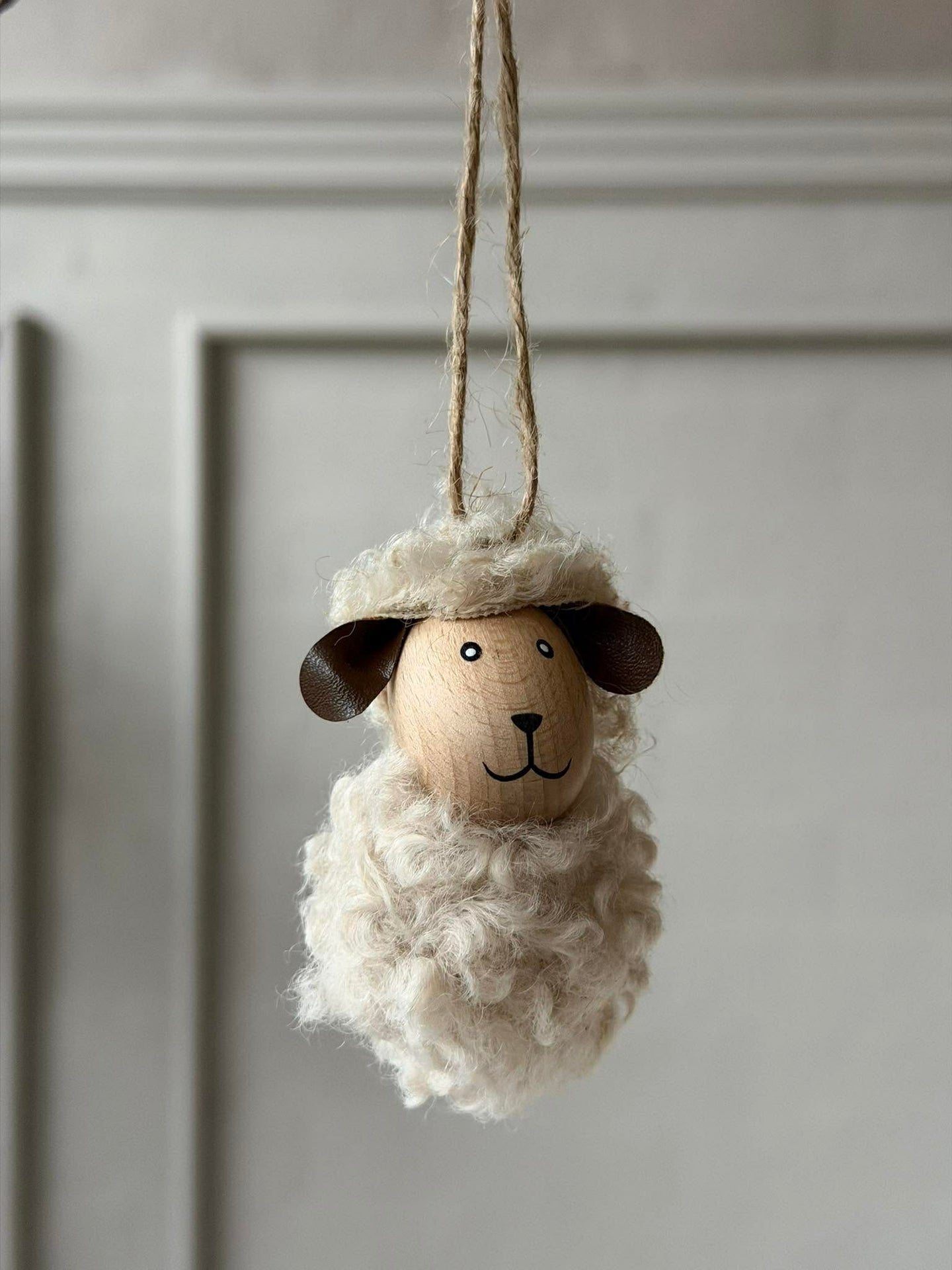 Hängendes Fluffy-Schaf - Verschiedene Farben