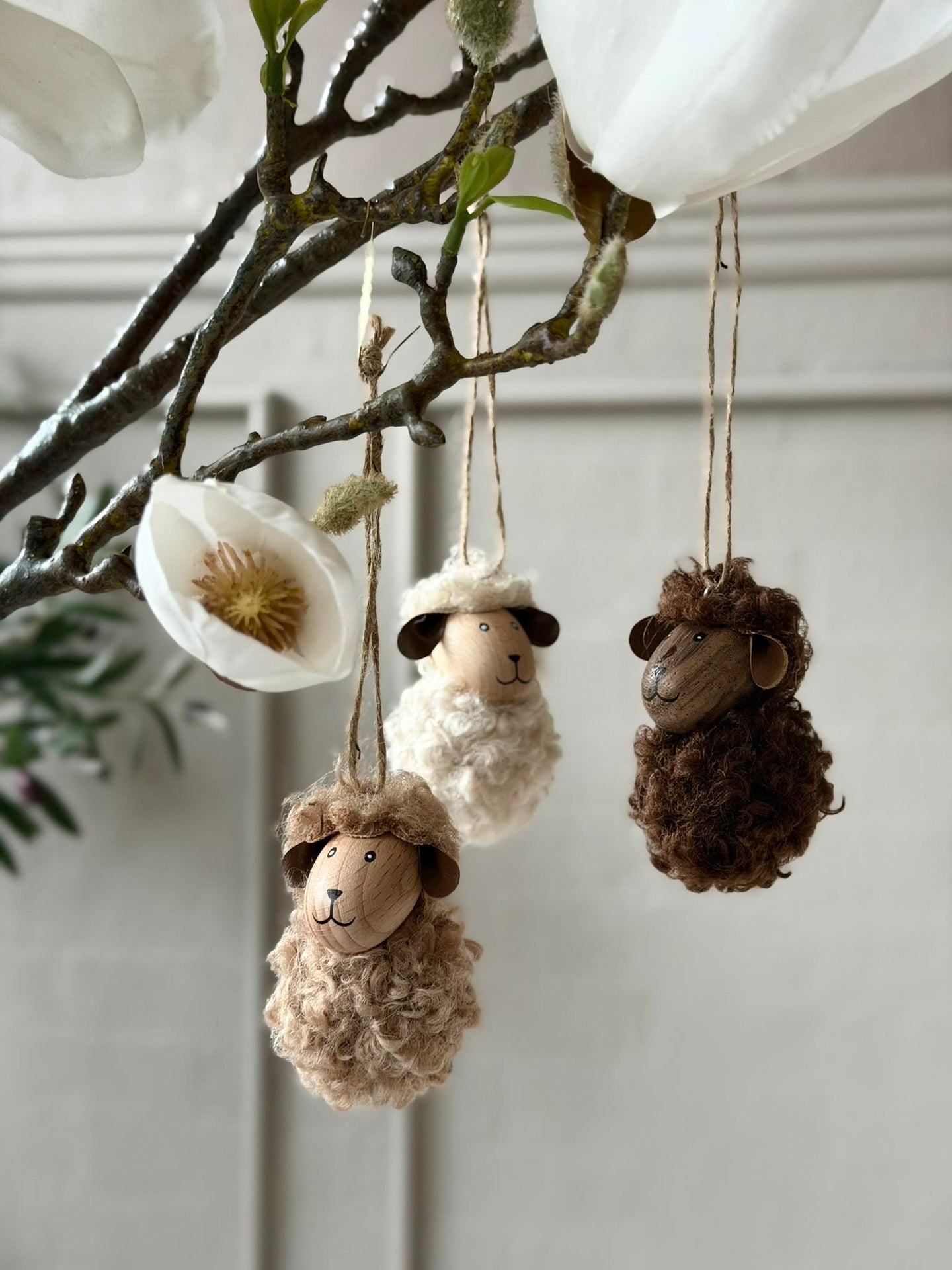 Hängendes Fluffy-Schaf - Verschiedene Farben