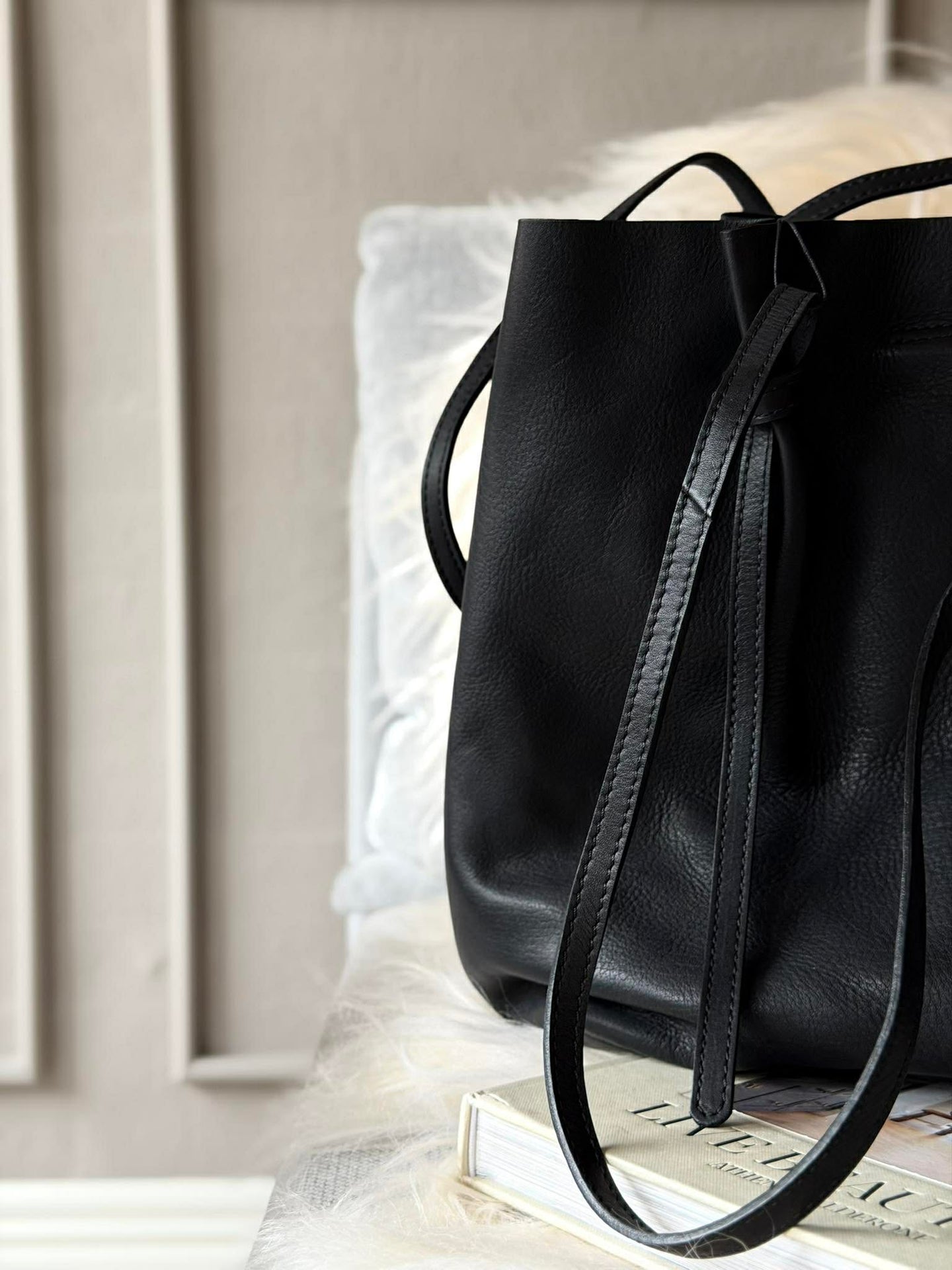 Shopper aus weichem Leder - Schwarz