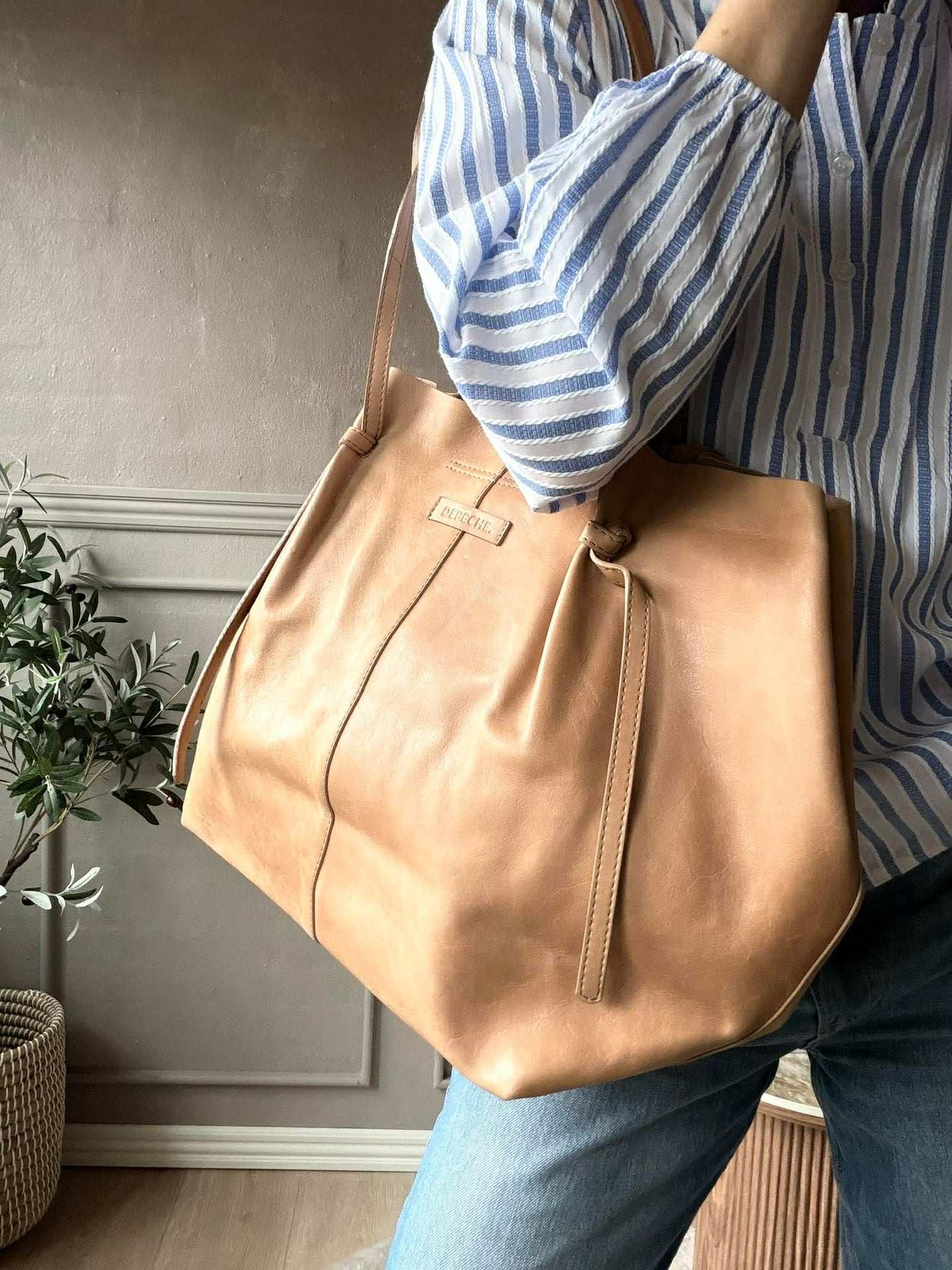 Shopper XL aus weichem Leder - Sand