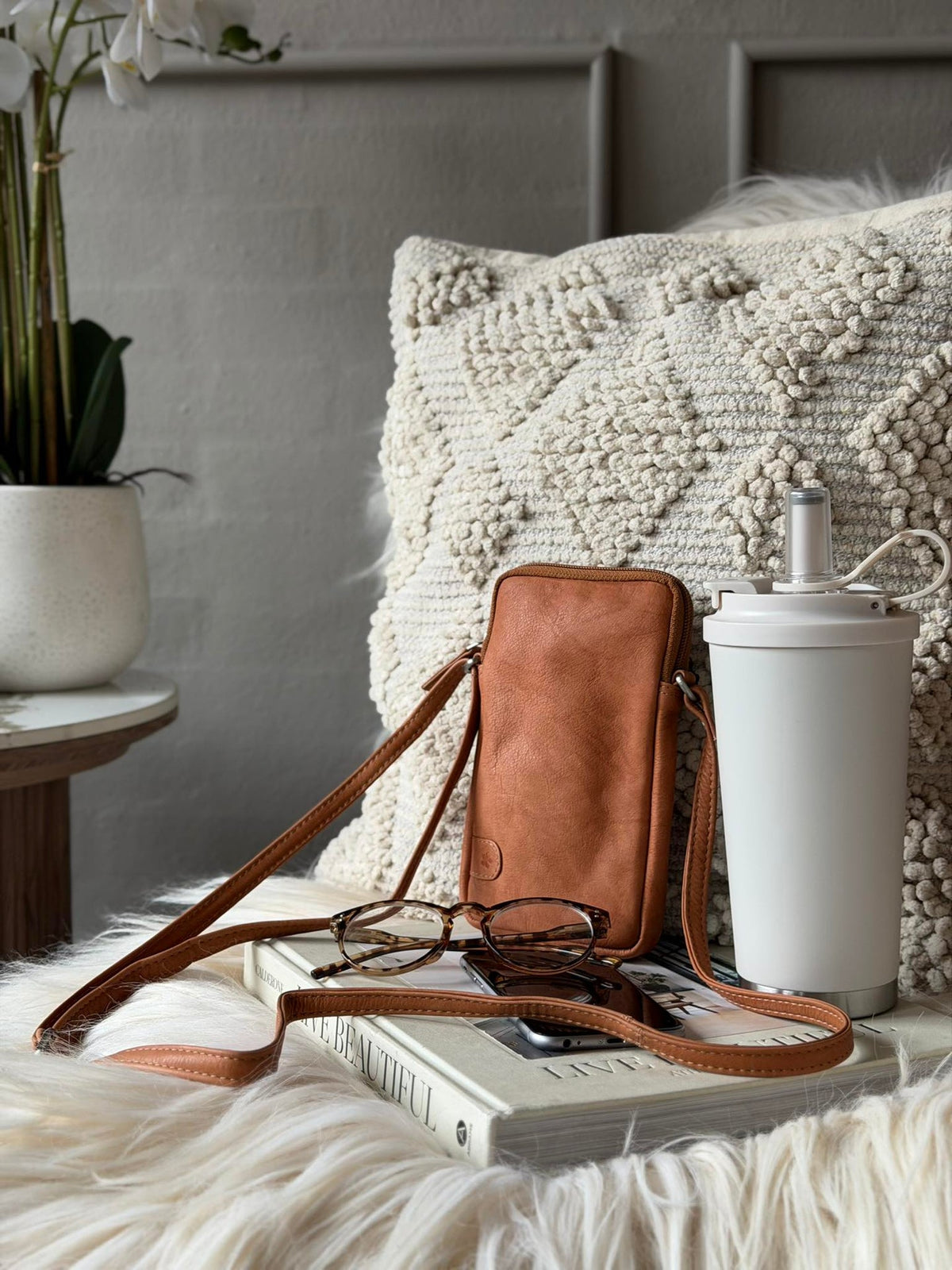 Handytasche Misse - Cognac / silber