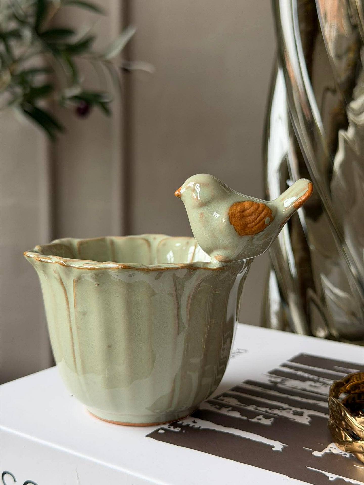 Übertopf mit Vogel - Grün