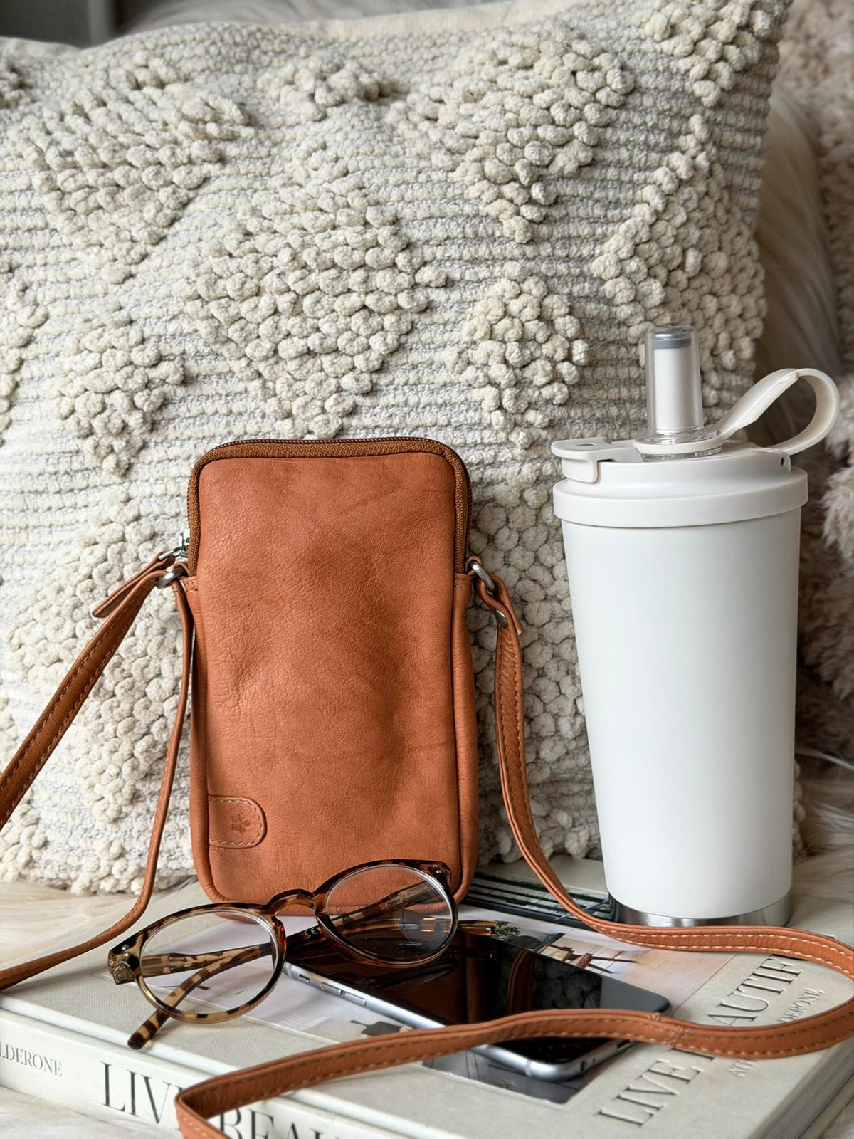 Handytasche Misse - Cognac / silber