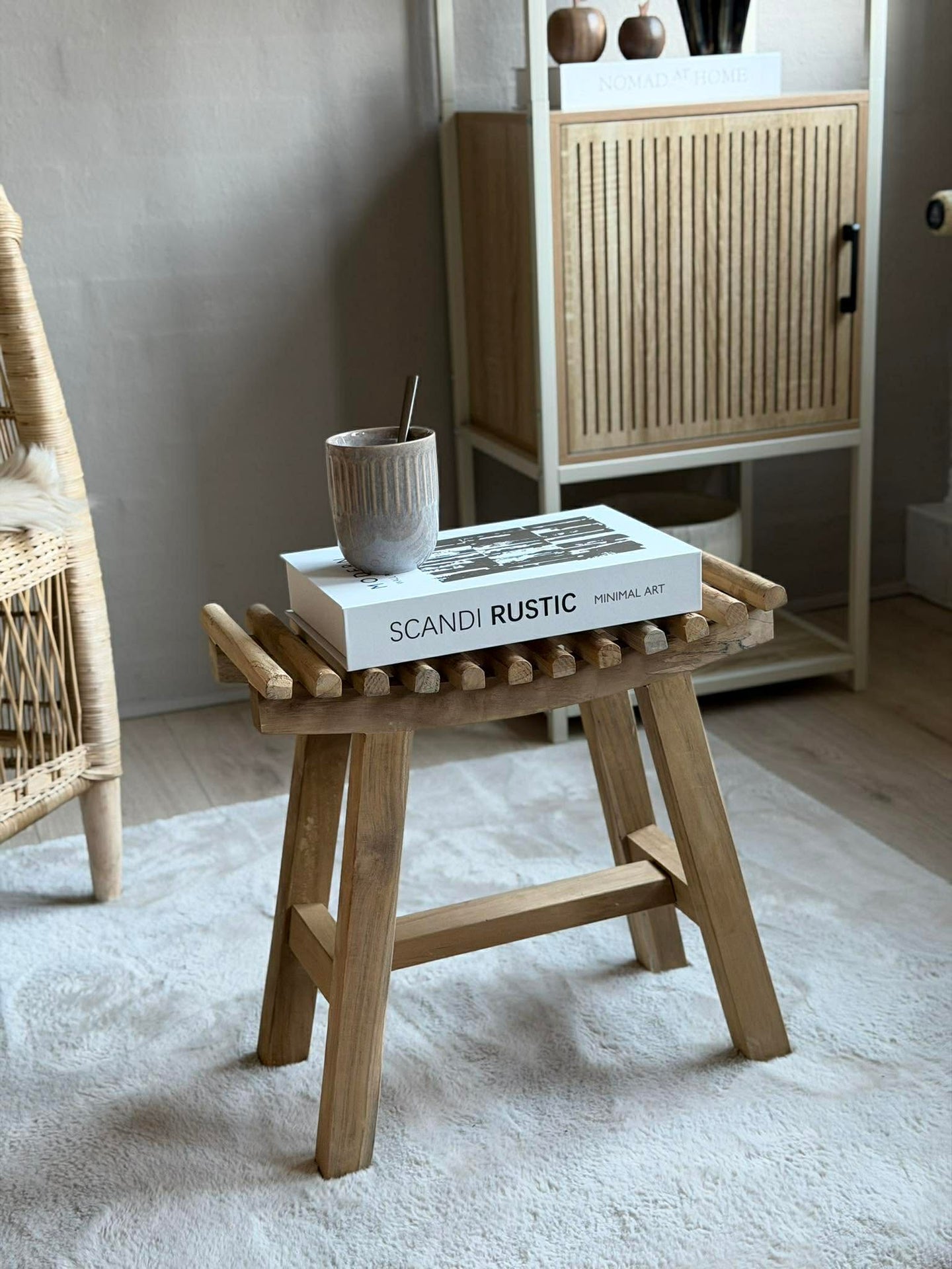 Teak-Hocker