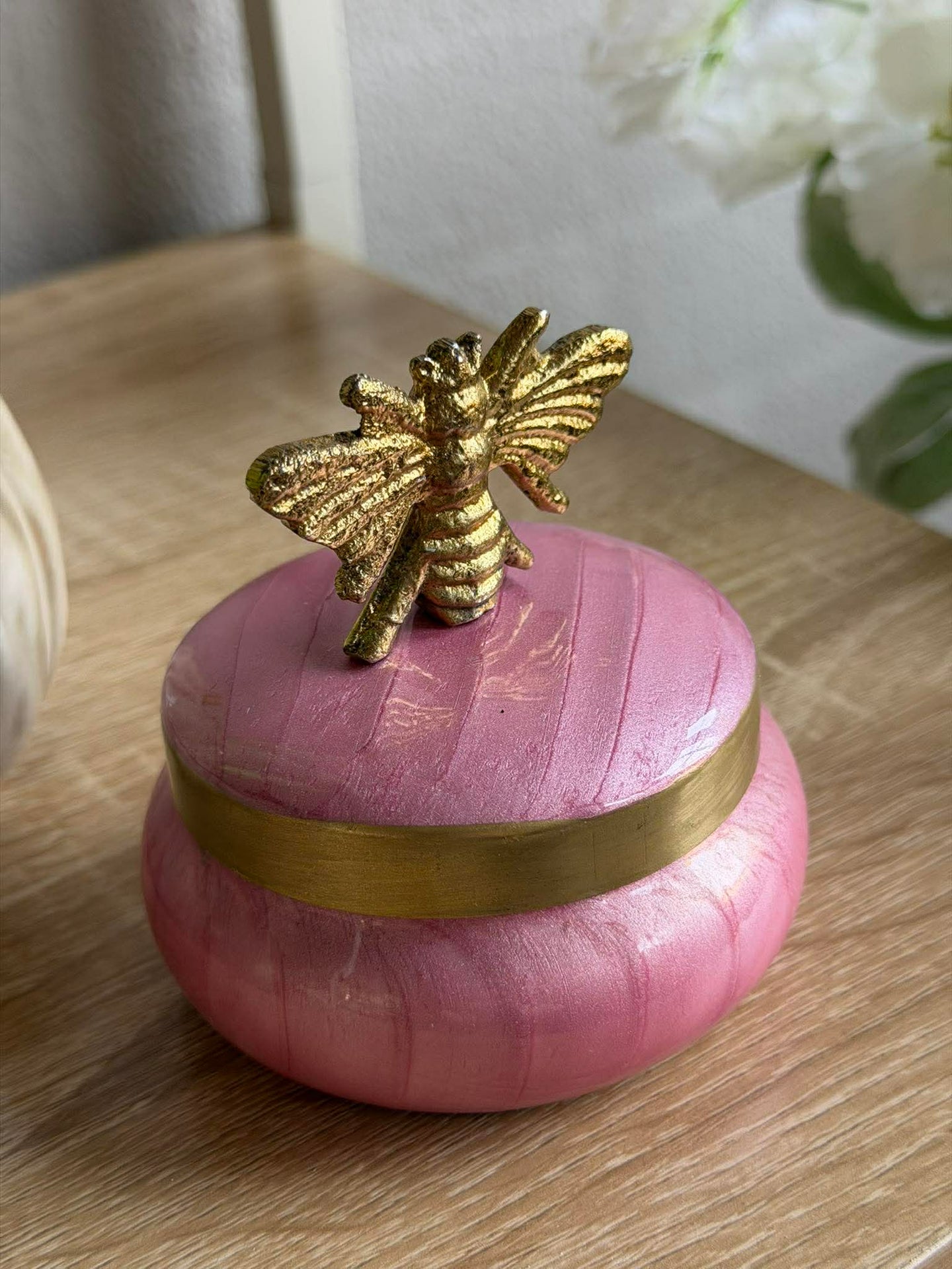 Dose mit Deckel – Pink mit Biene