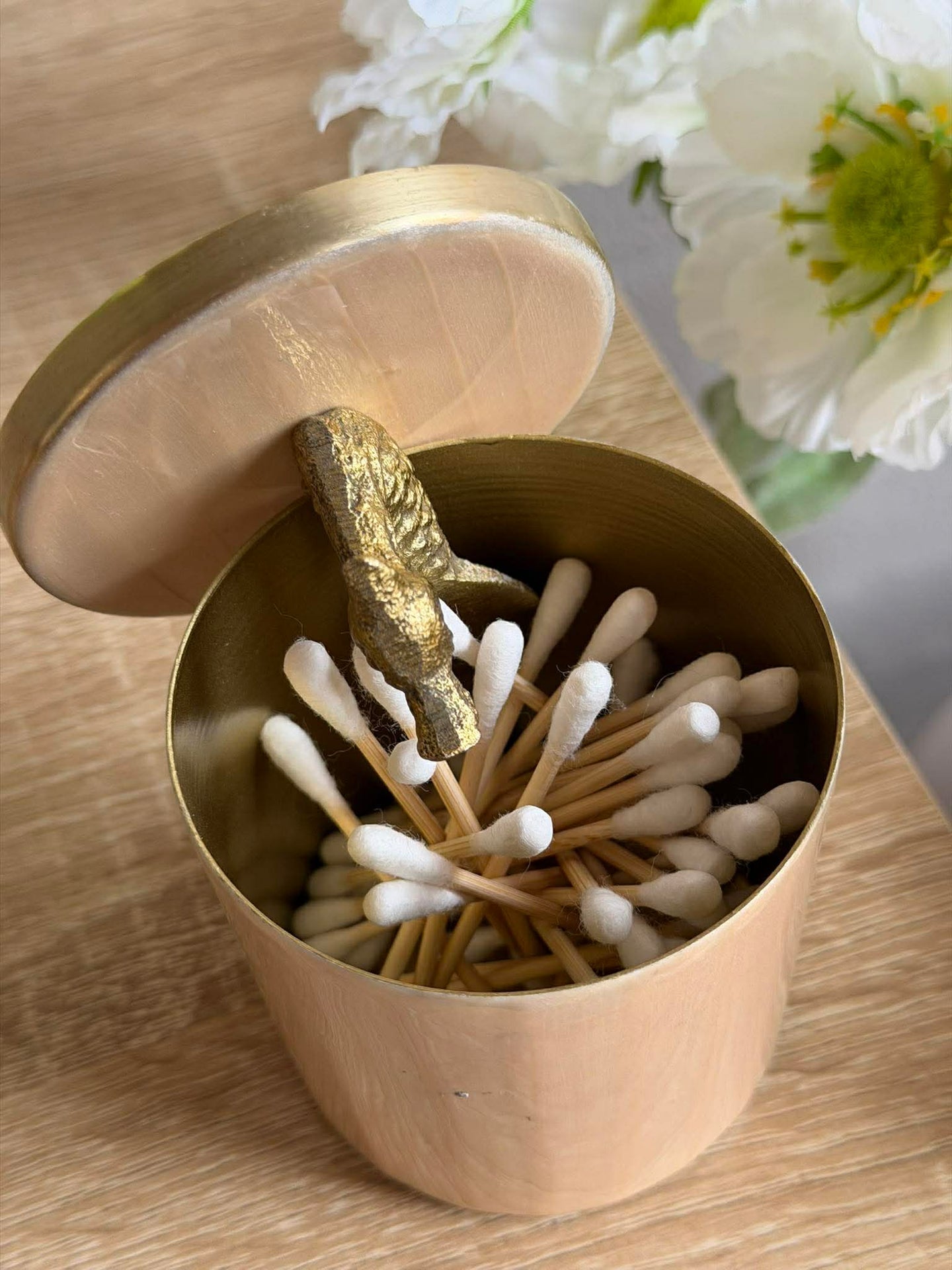 Dose mit Deckel – Beige mit Vogel in Gold