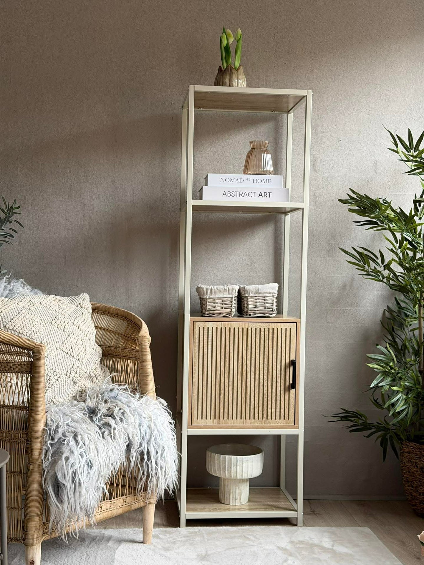 Regal mit Ablagen und Schrank - Offwhite