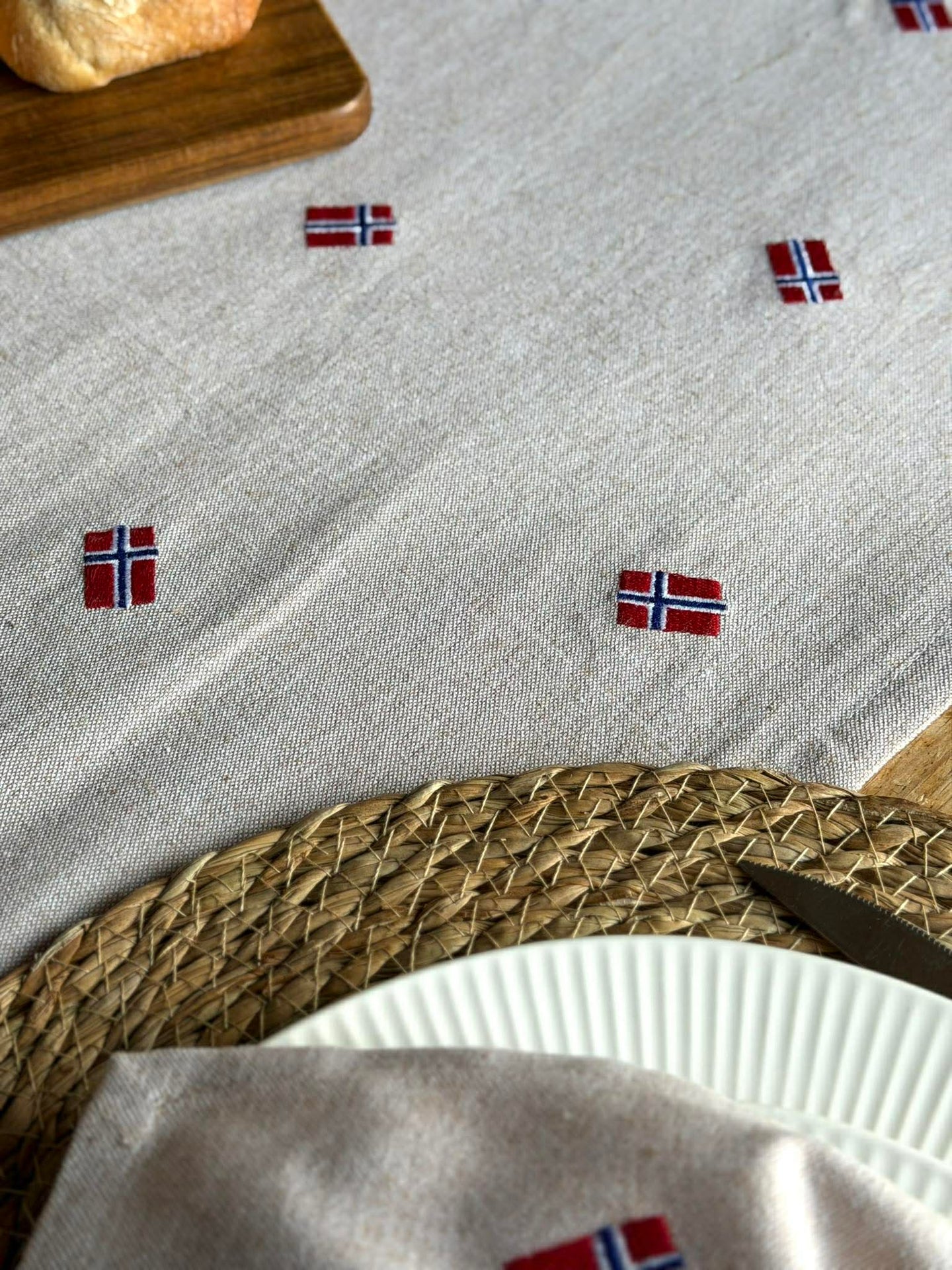 Tischläufer mit norwegischer Flagge – mehrere Größen