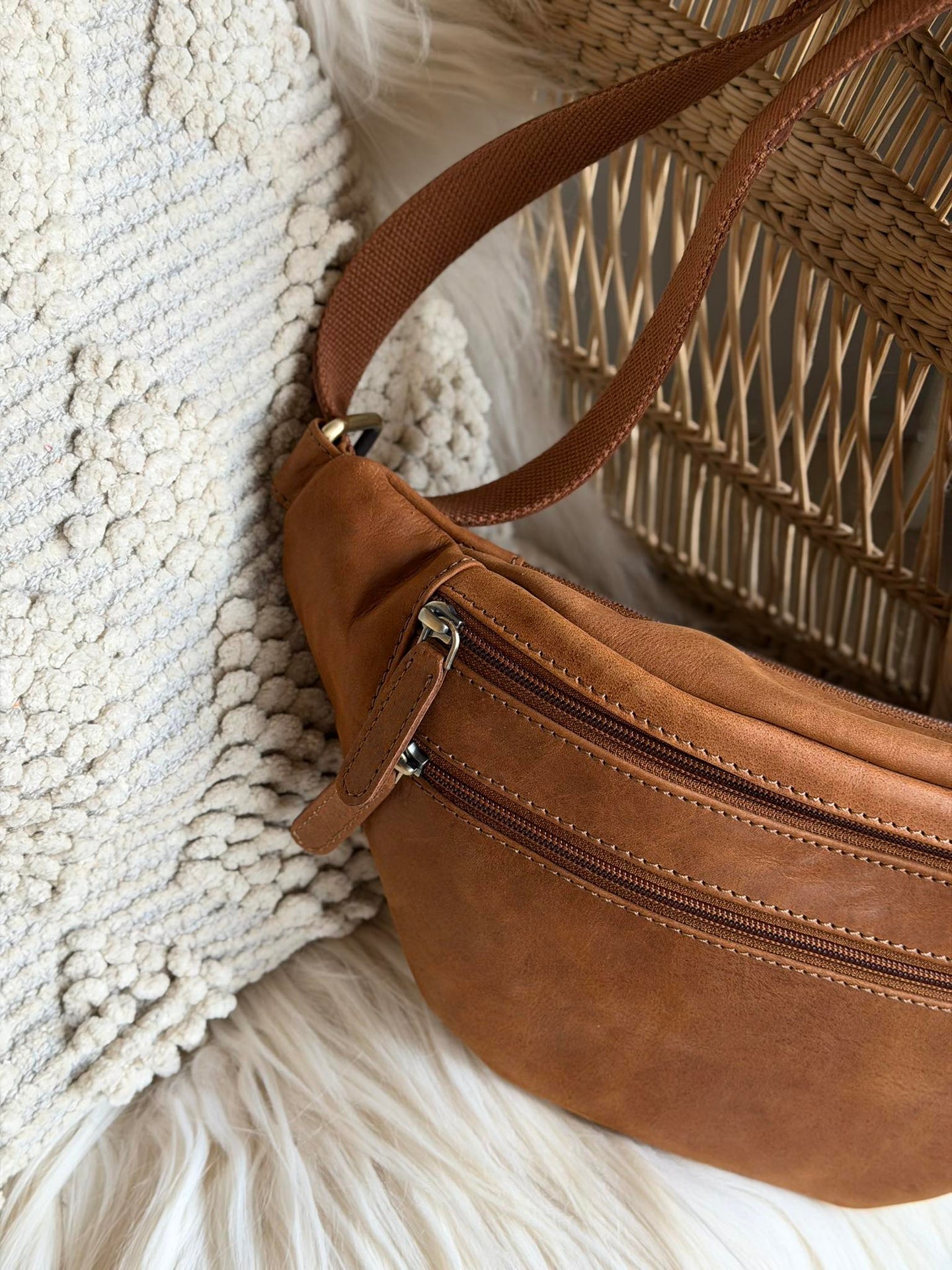 Gürteltasche – LINA NEW cognac