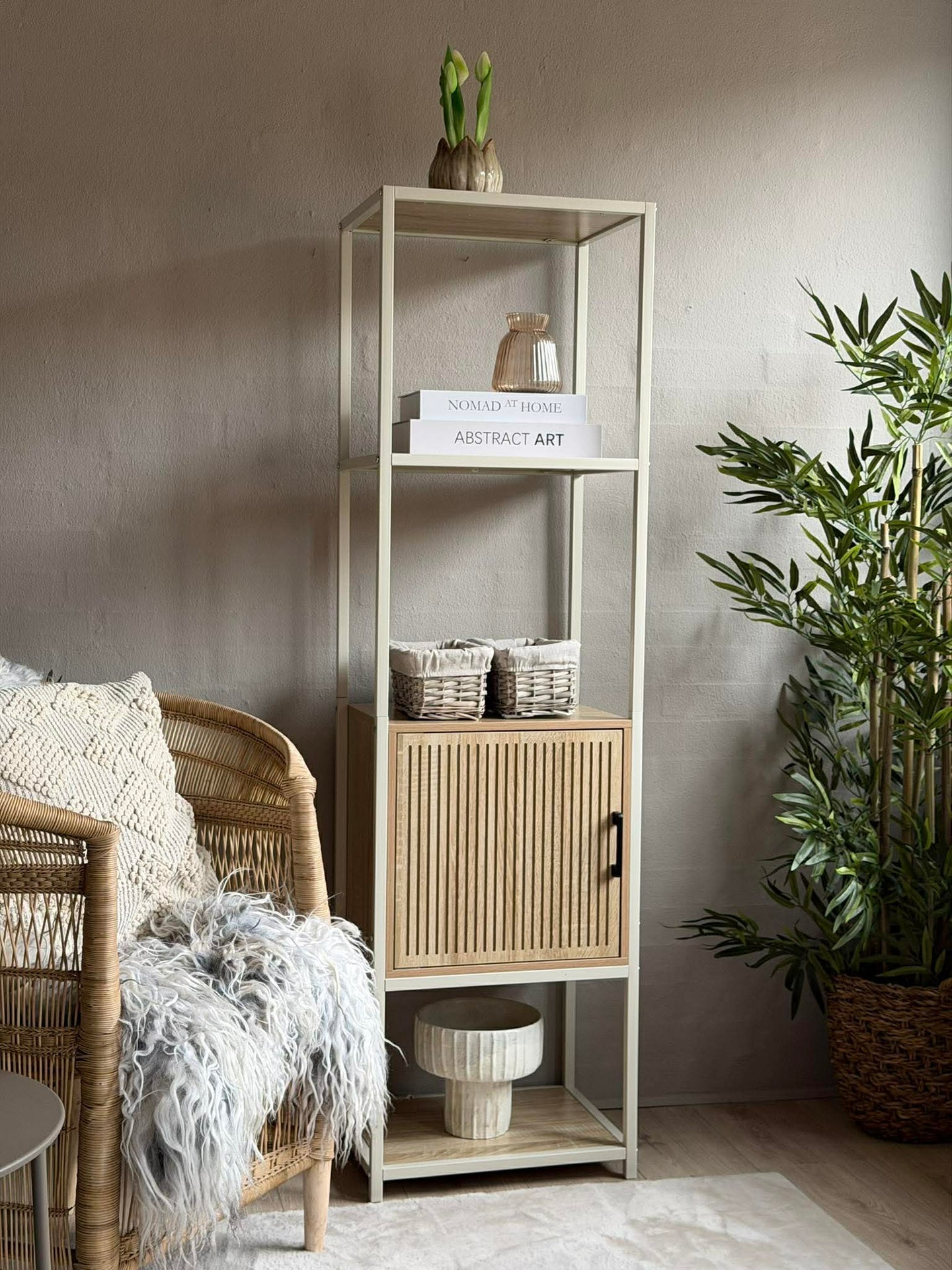 Regal mit Ablagen und Schrank - Offwhite