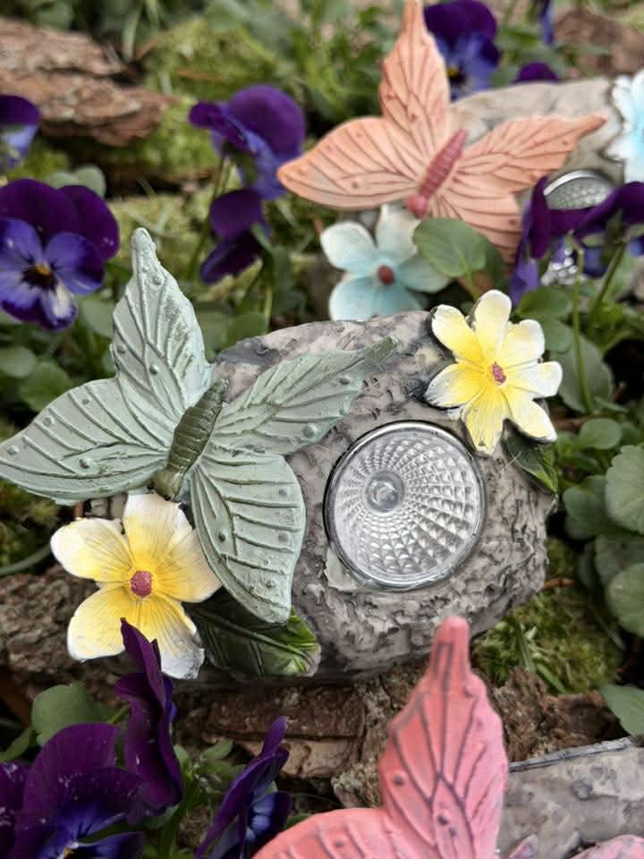 Solarstein mit Schmetterling - COLOR MIX
