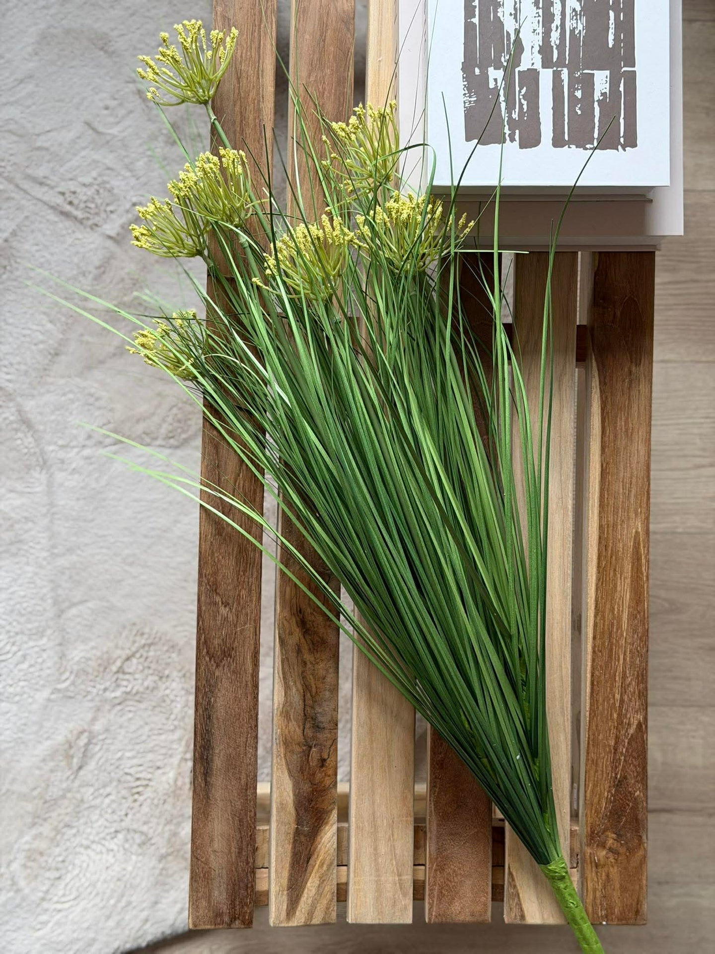 Doldenpflanze im Strauß für innen und außen - 83 cm