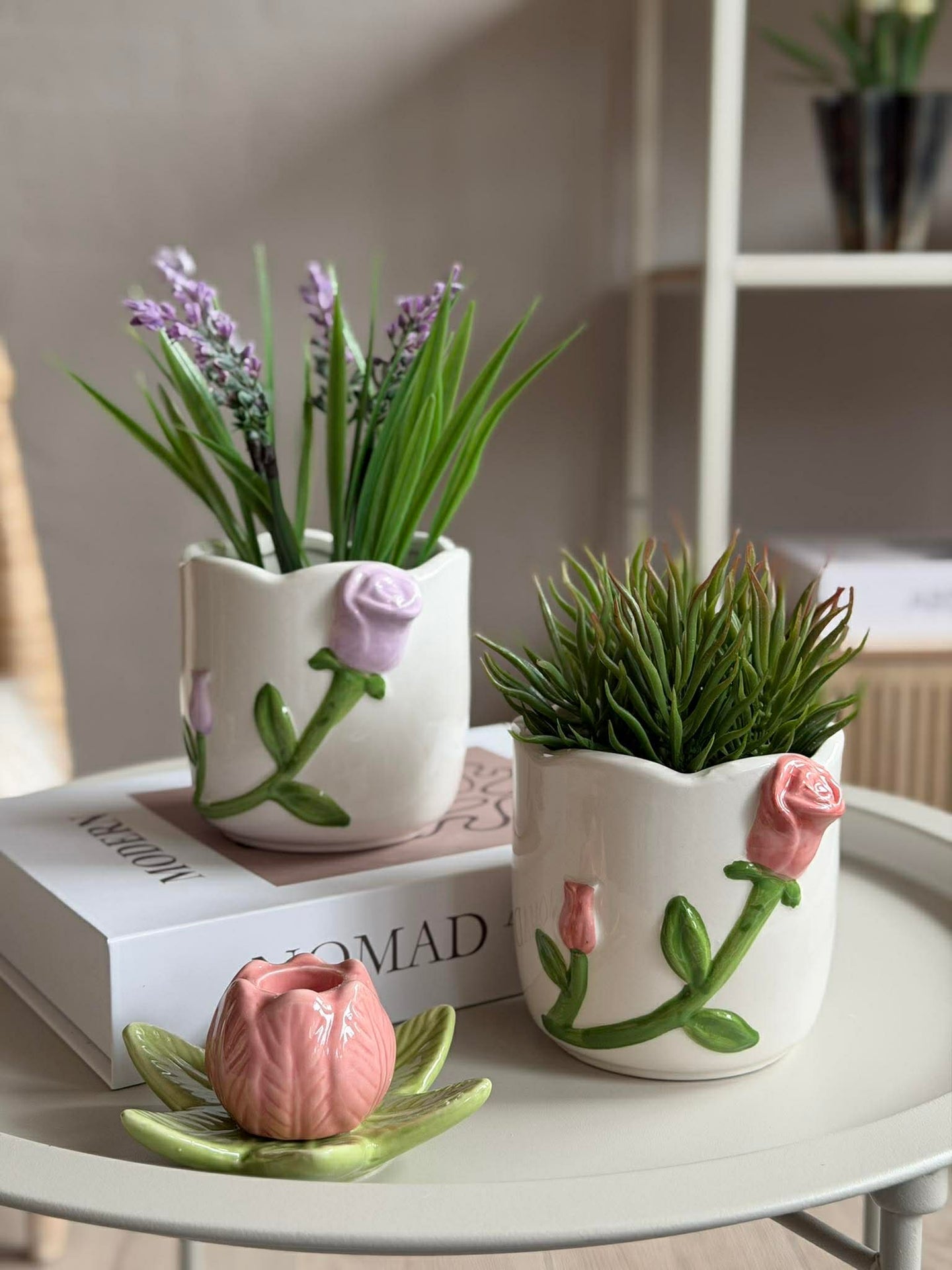 Übertopf mit Rosen - Mehrere Farben