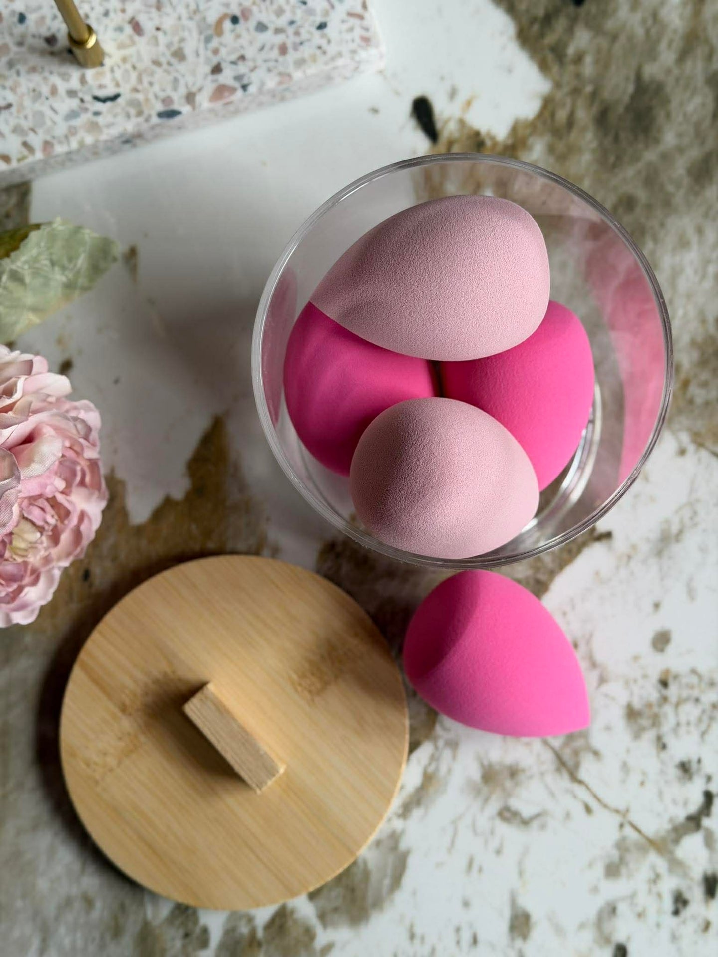 Make-up-Organizer mit Schwämmen - Rund