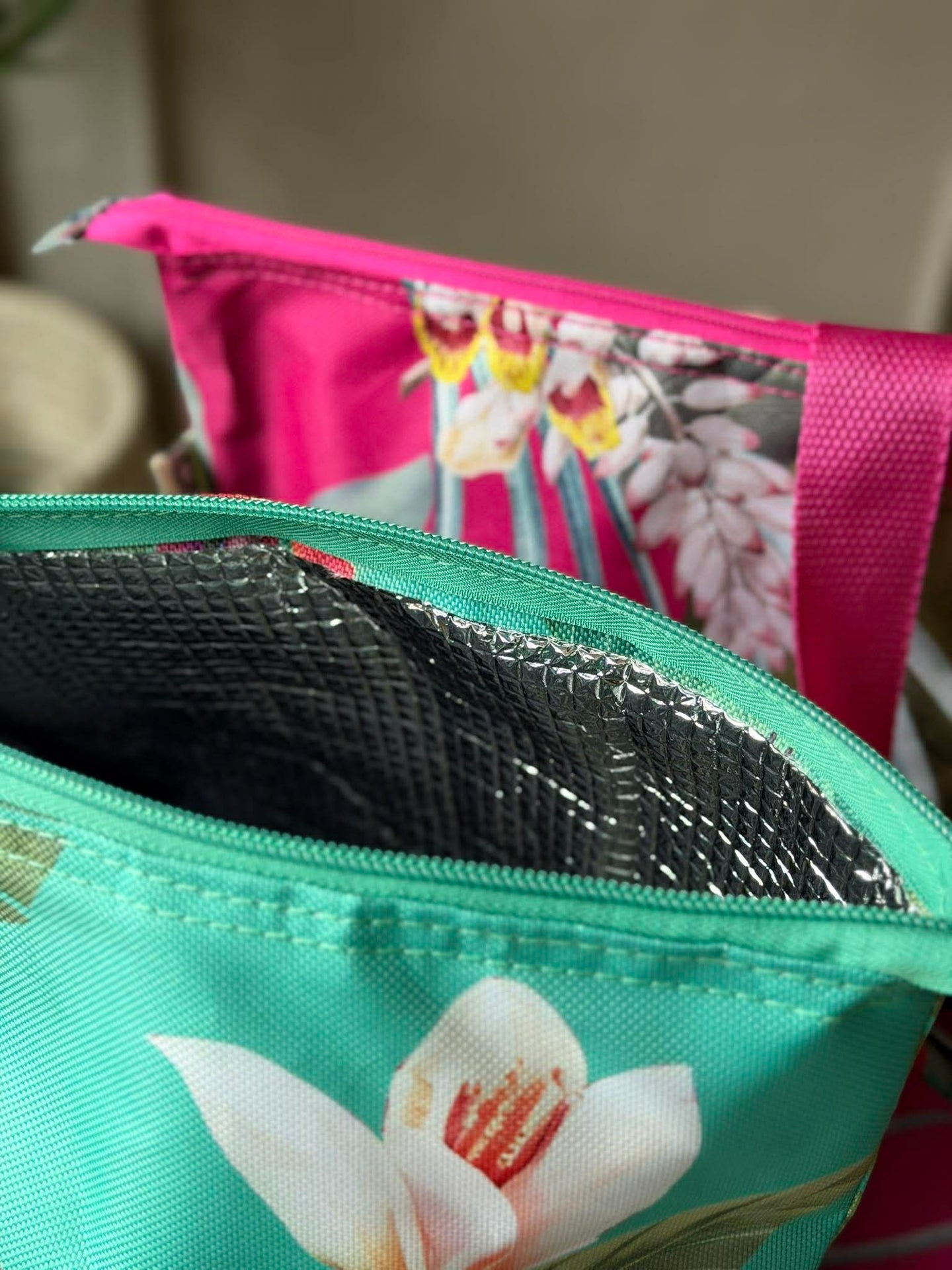 Kühltasche mit Blumen - Mehrere Farben