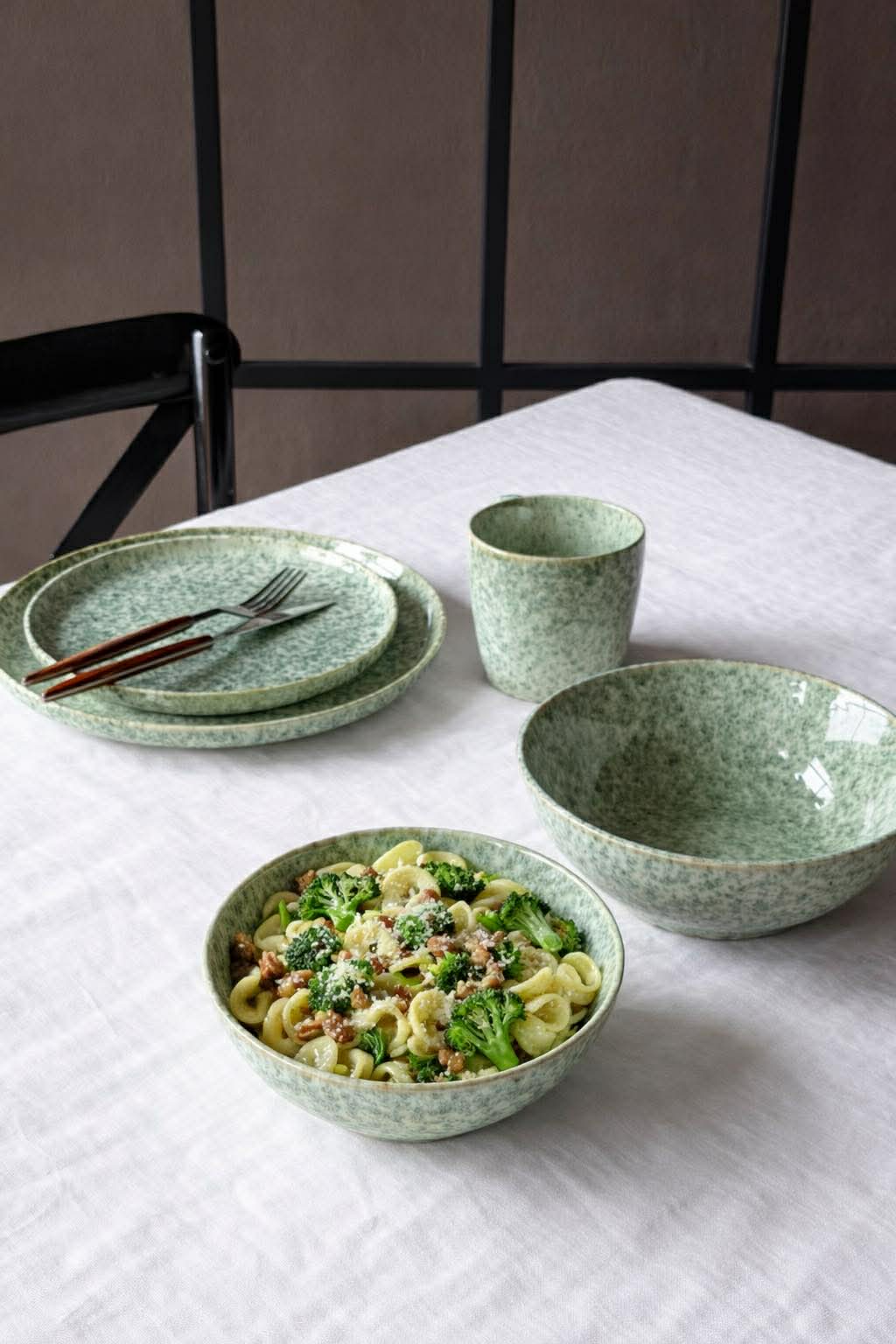 Becher aus Steinzeug – Nordic Moss