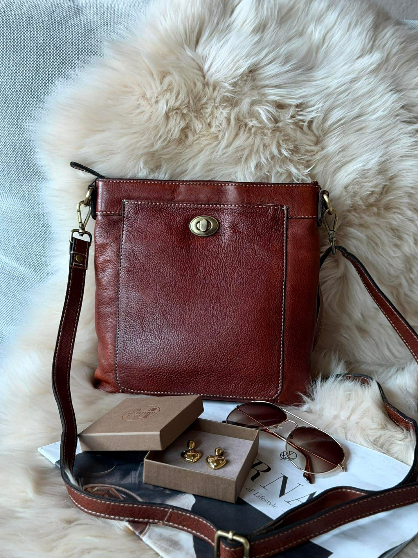 Crossover Moa small - cognac - 2. Sortierung