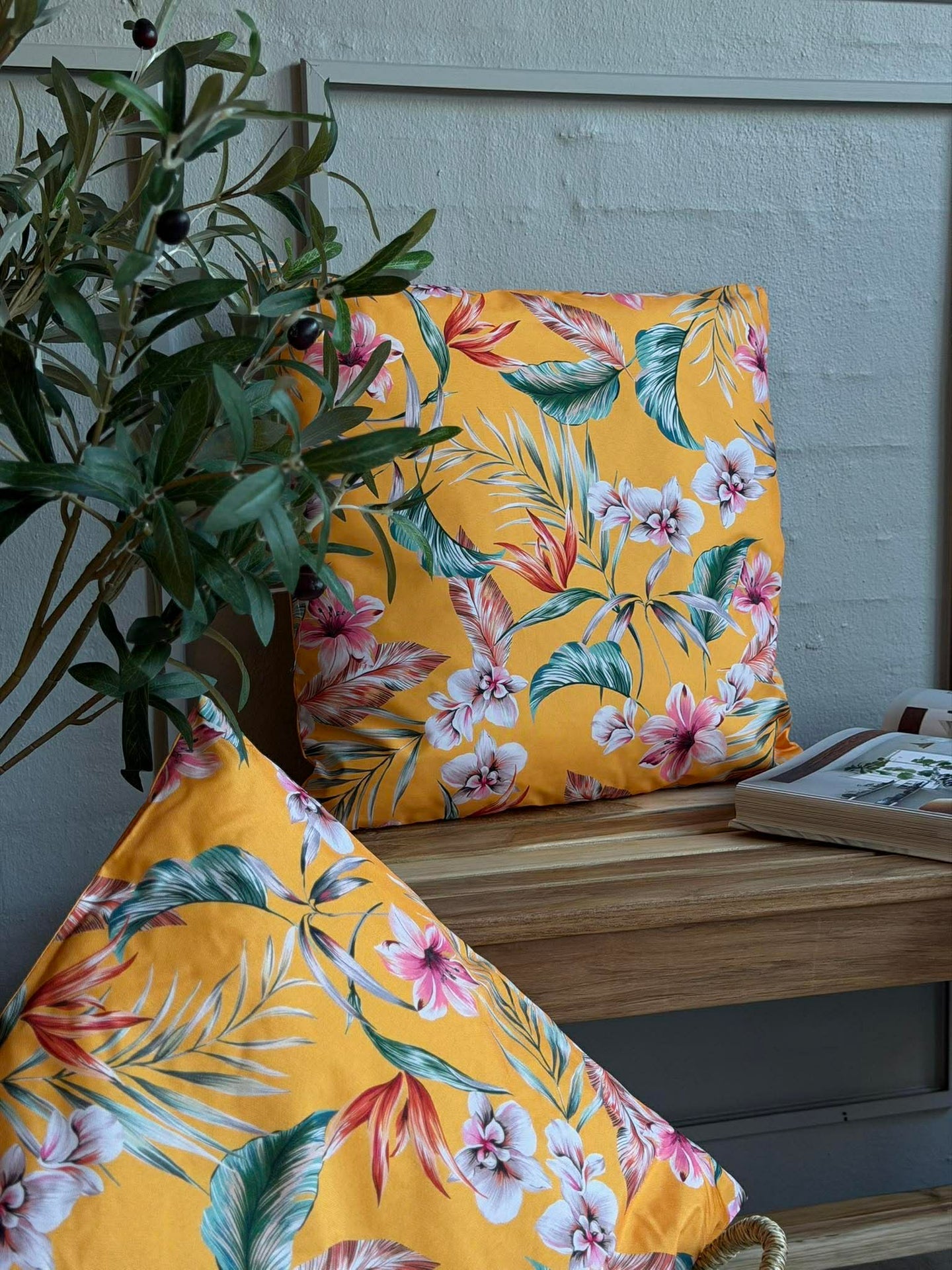 Kissen 45x45 cm - Bloom - Verschiedene Farben