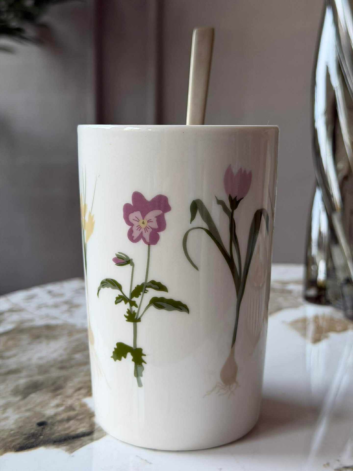 Becher Flora