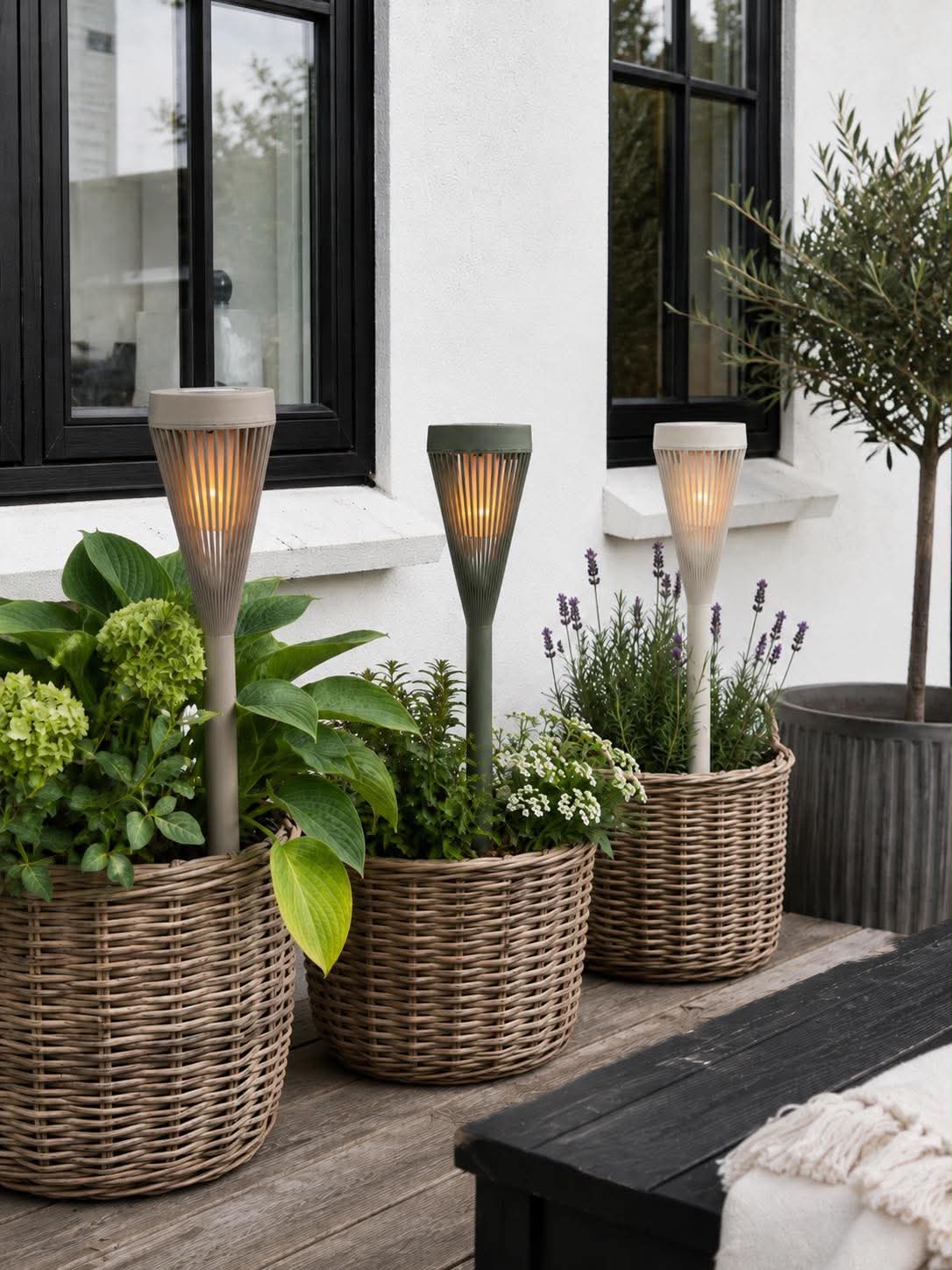 Fackel Emily Solar 46 cm - mehrere Farben