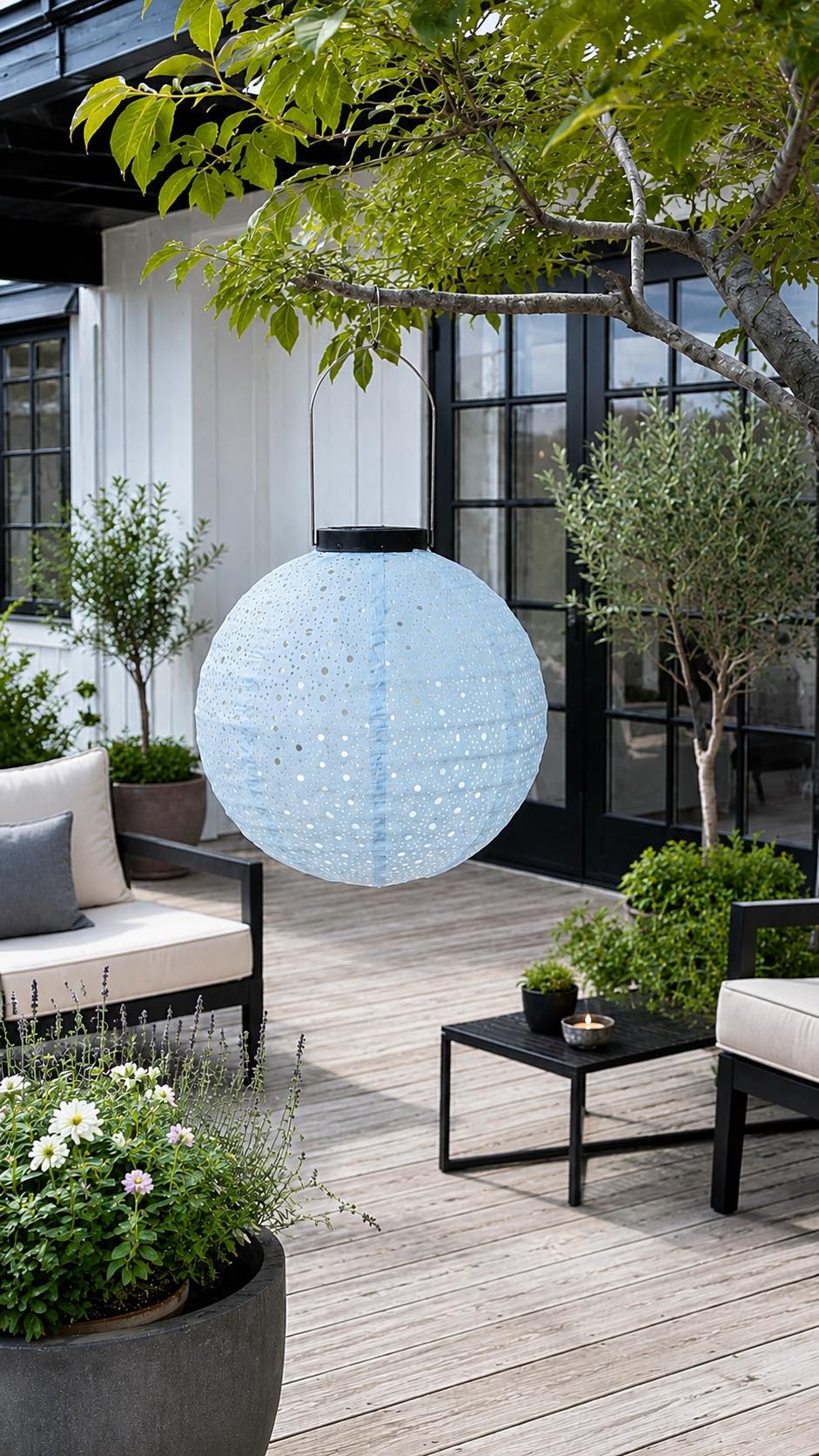 Lampe mit Solarzellen - Hellblau