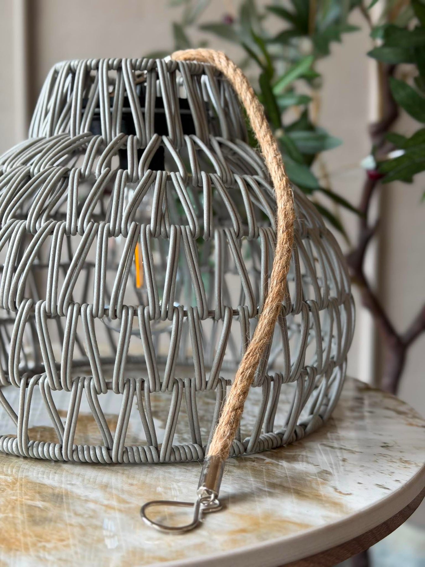 Lampe für innen und außen - Grau