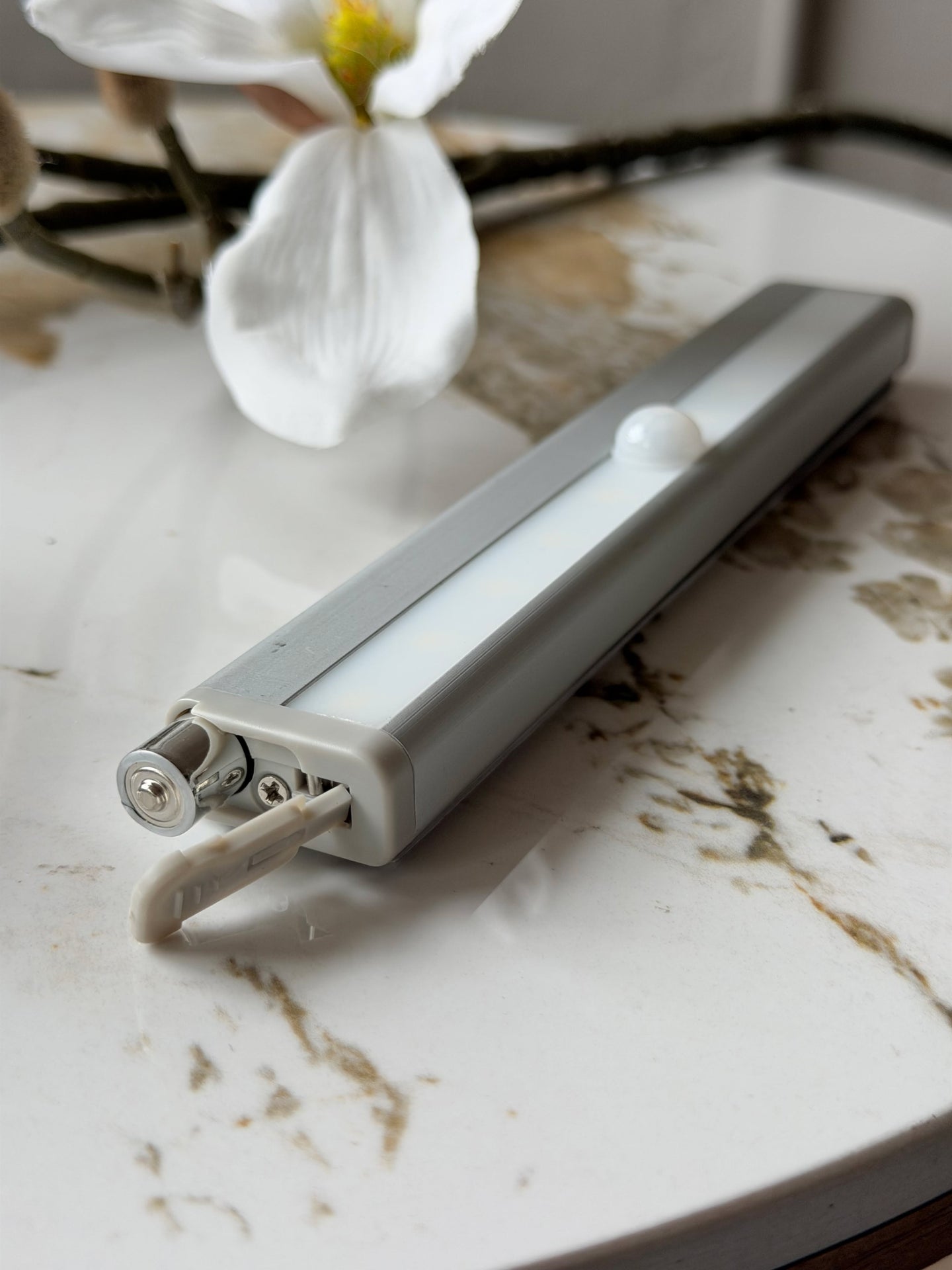 LED Schranklampe mit Sensor