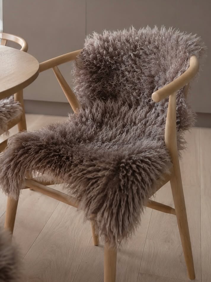 Imiteret lammeskind - Taupe