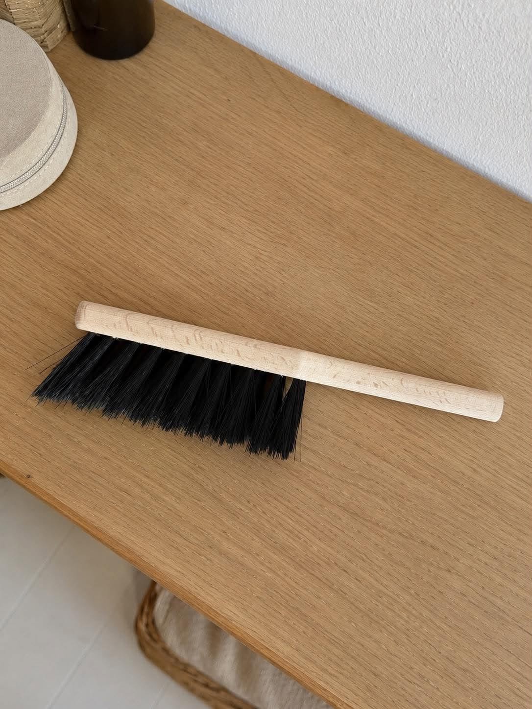Besen WOOD 28CM