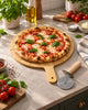 Pizzabræt med pizzaskærer – FSC træ