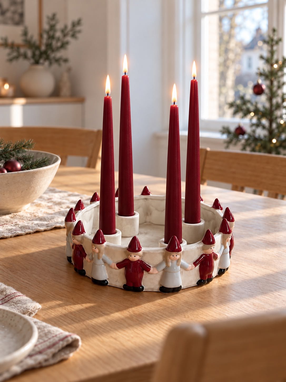Kerzenhalter für den Advent – Wichtel im Kreis