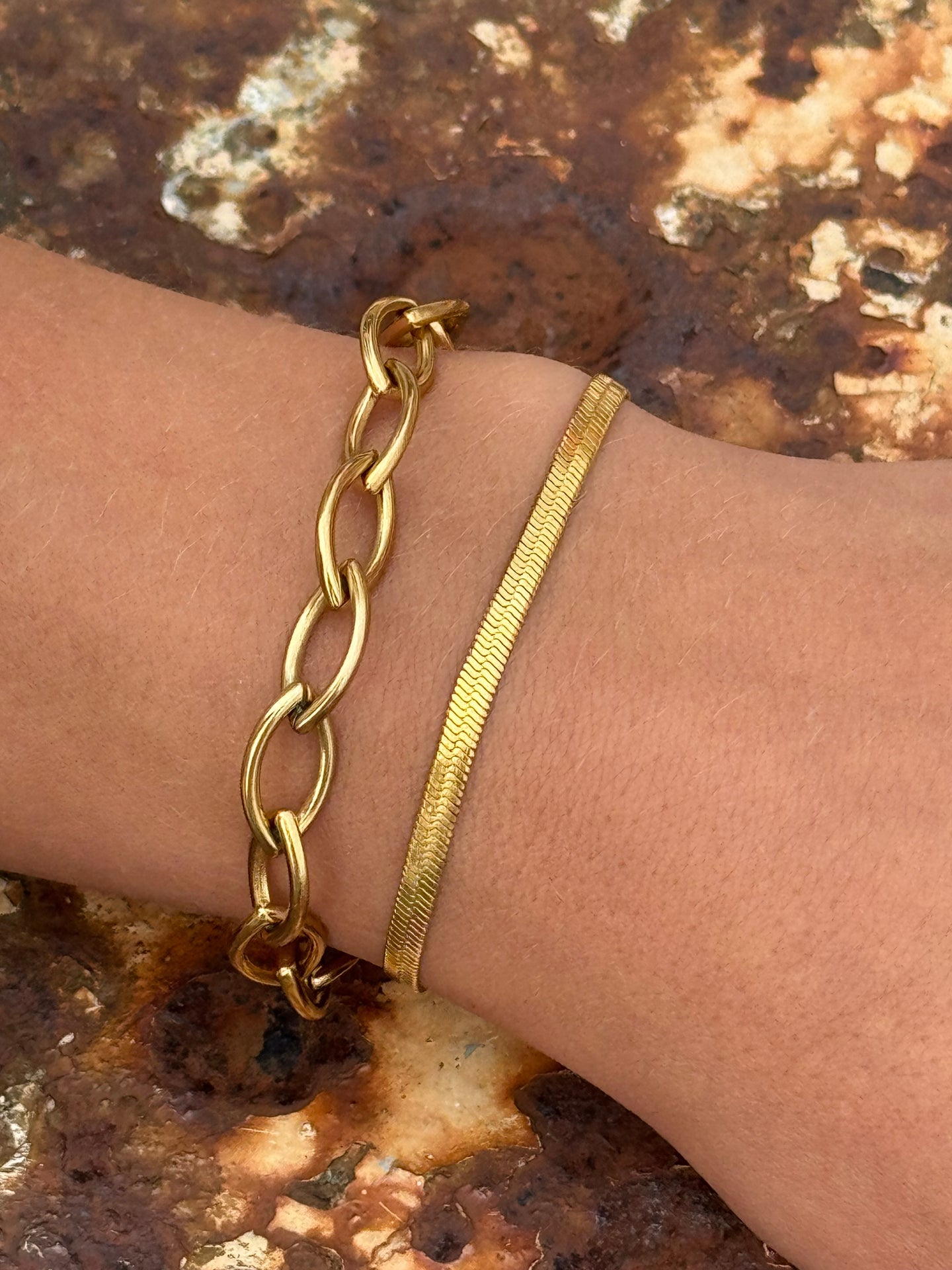 Geschenkset Mascha - Set mit 2 vergoldeten Armbändern - Mit Schmuckkästchen