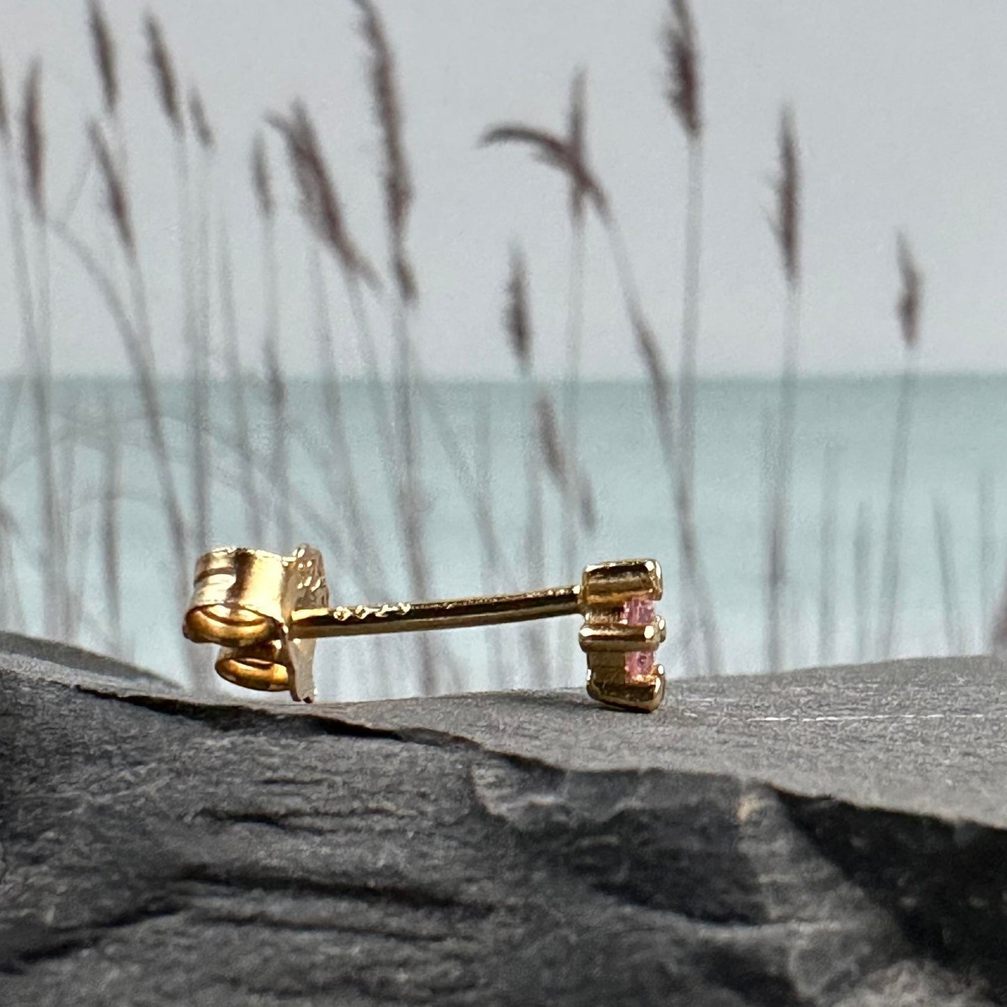 Ohrstecker Single GIA Pink 18K vergoldet – 1 Stück