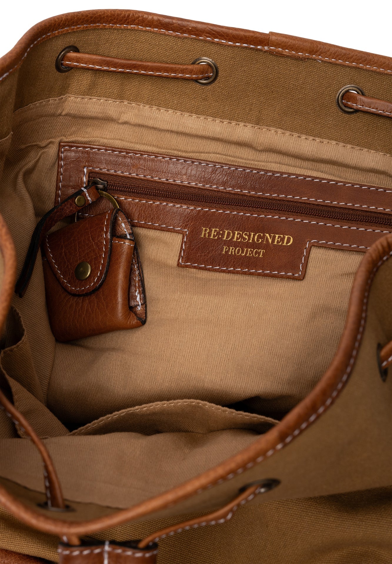 Rucksack aus Canvas und Leder