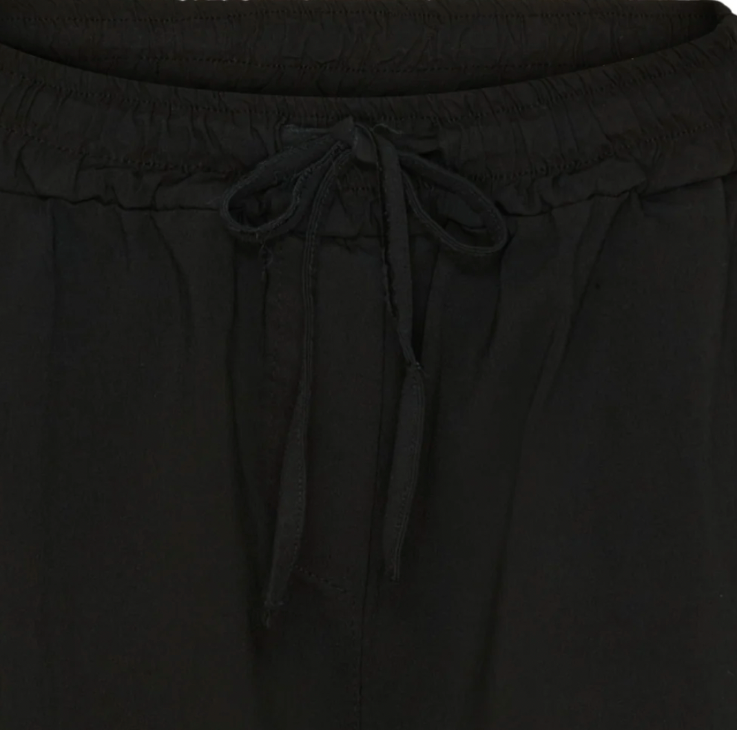 Hose Lorinda Schwarz